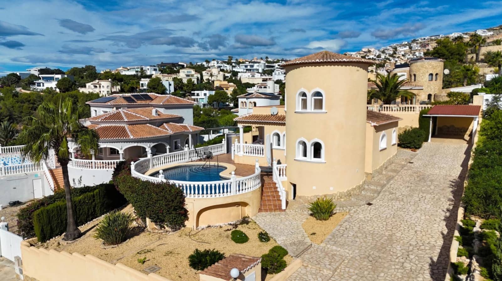 2 Zimmer Villa zu verkaufen in Benitachell / Benitatxell mit Pool Garage - 585.000 € (Ref: 9342225)