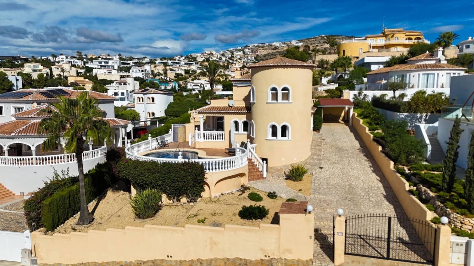 2 Zimmer Villa zu verkaufen in Benitachell / Benitatxell mit Pool Garage - 585.000 € (Ref: 9342225)