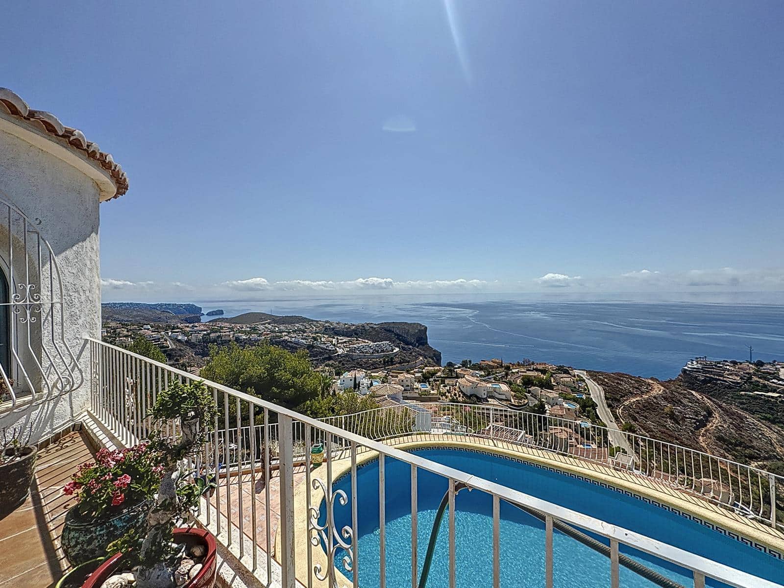 3 bedroom Villa for sale in Benitachell / Benitatxell with pool garage - € 695,000 (Ref: 9384047)