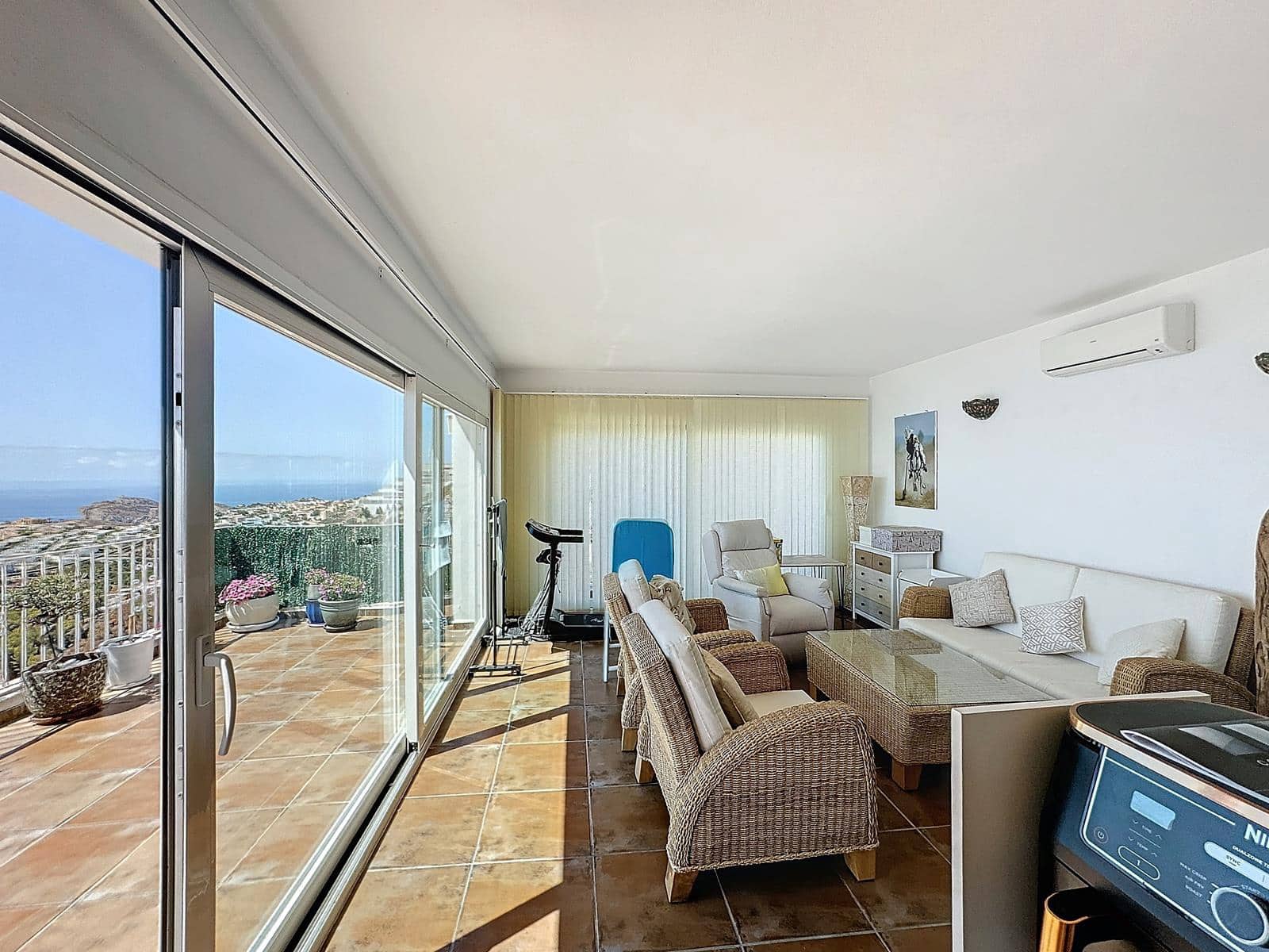 3 bedroom Villa for sale in Benitachell / Benitatxell with pool garage - € 695,000 (Ref: 9384047)