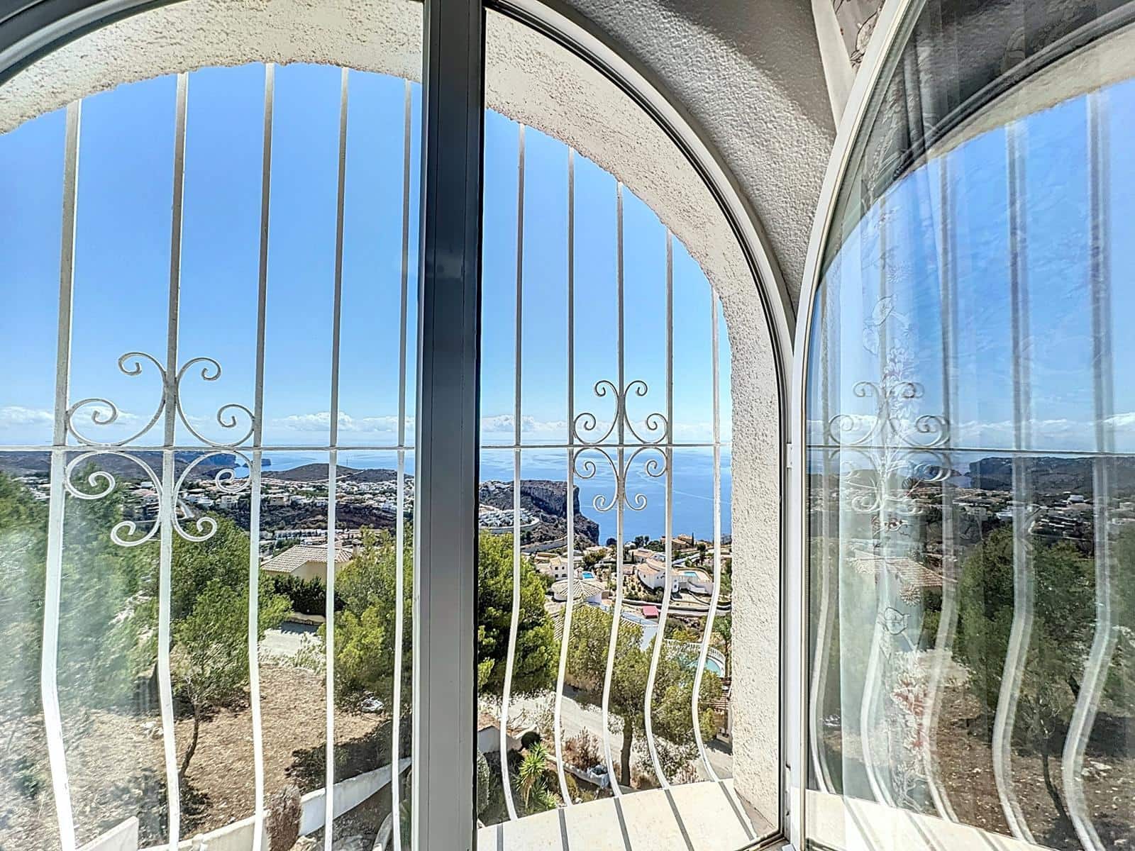 3 bedroom Villa for sale in Benitachell / Benitatxell with pool garage - € 695,000 (Ref: 9384047)