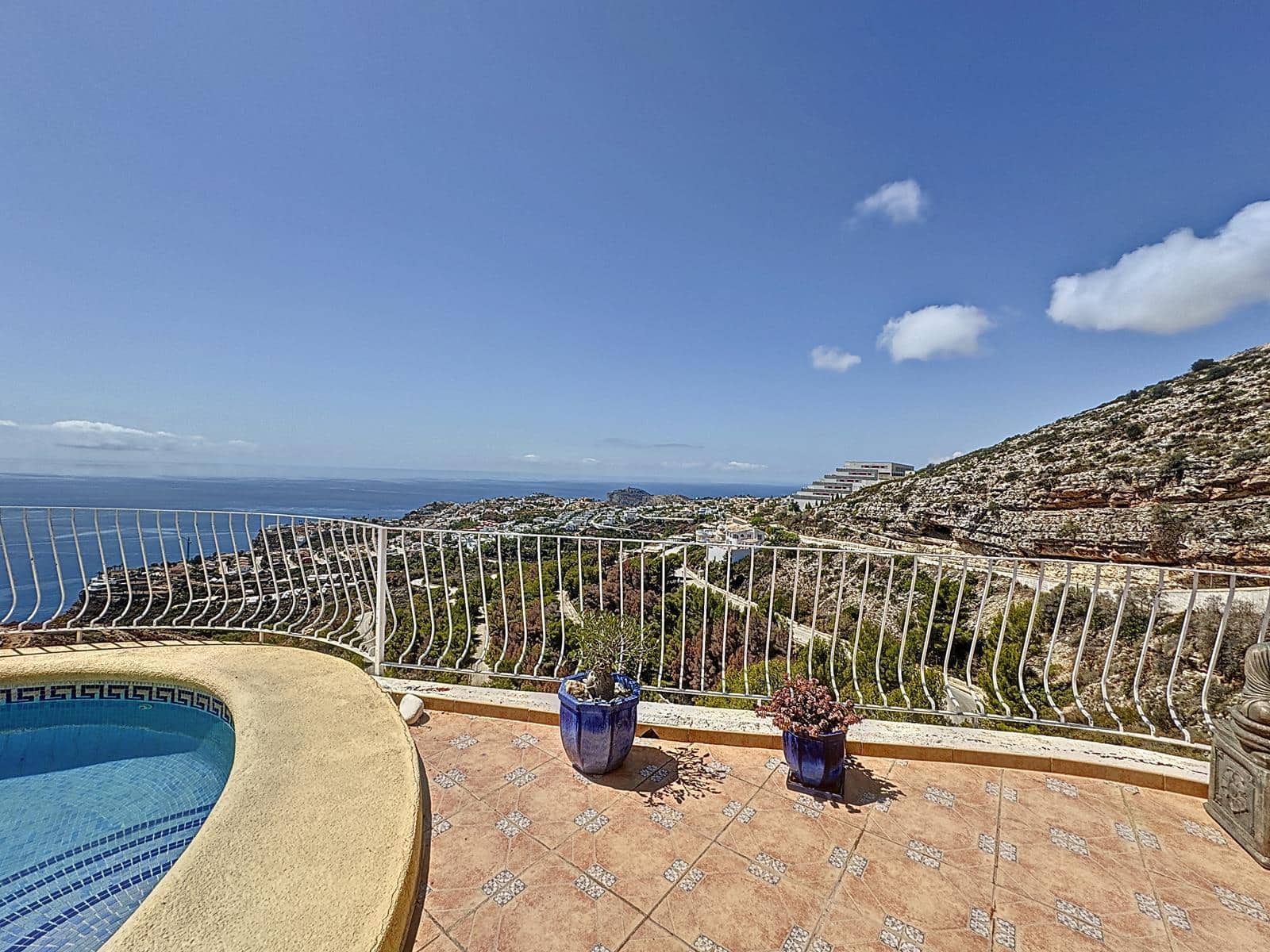 3 bedroom Villa for sale in Benitachell / Benitatxell with pool garage - € 695,000 (Ref: 9384047)