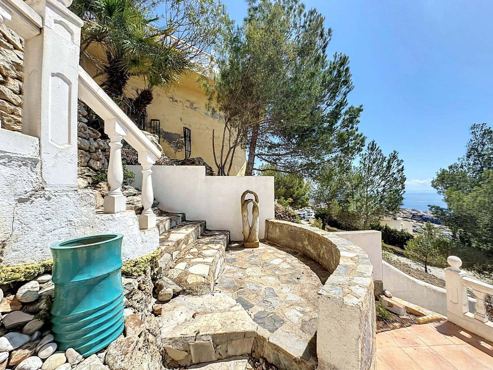 3 bedroom Villa for sale in Benitachell / Benitatxell with pool garage - € 695,000 (Ref: 9384047)