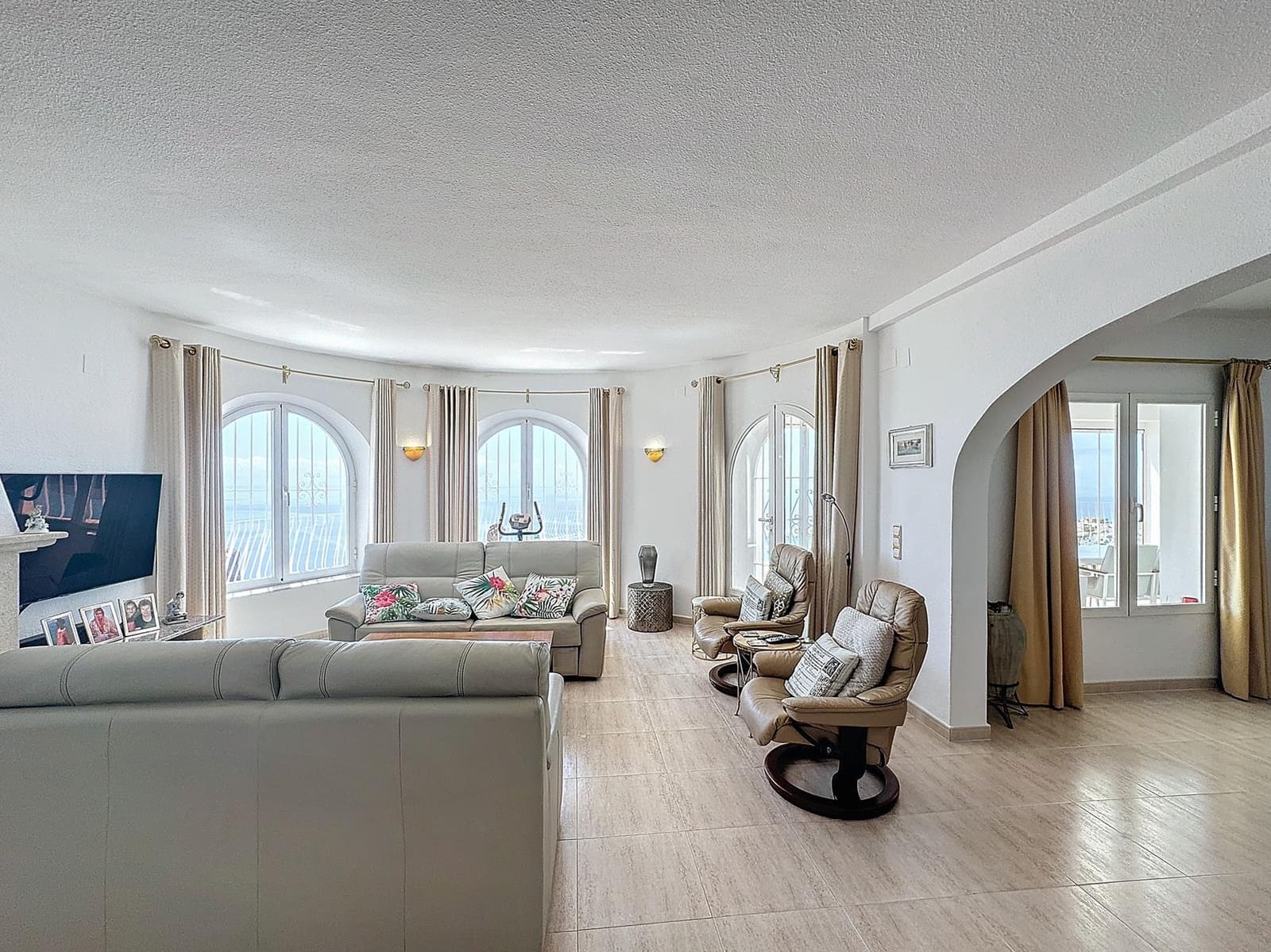 3 bedroom Villa for sale in Benitachell / Benitatxell with pool garage - € 695,000 (Ref: 9384047)