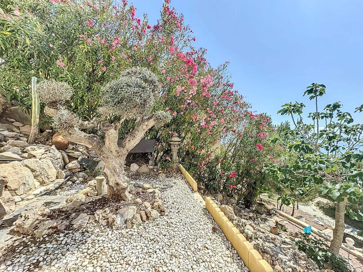 3 bedroom Villa for sale in Benitachell / Benitatxell with pool garage - € 695,000 (Ref: 9384047)