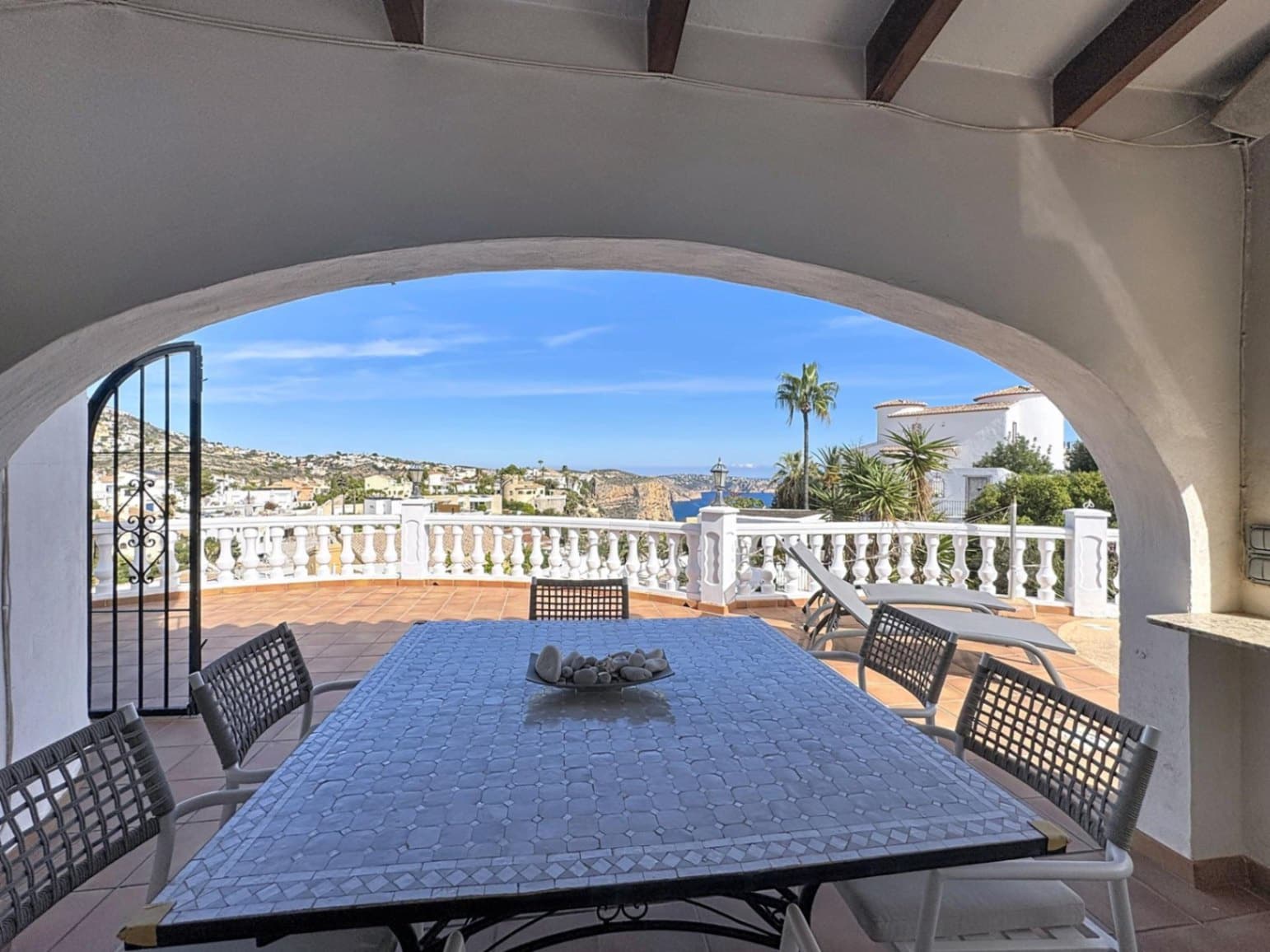 Chalet de 5 habitaciones en Benitachell / Benitatxell en venta con piscina garaje - 550.000 € (Ref: 9406947)