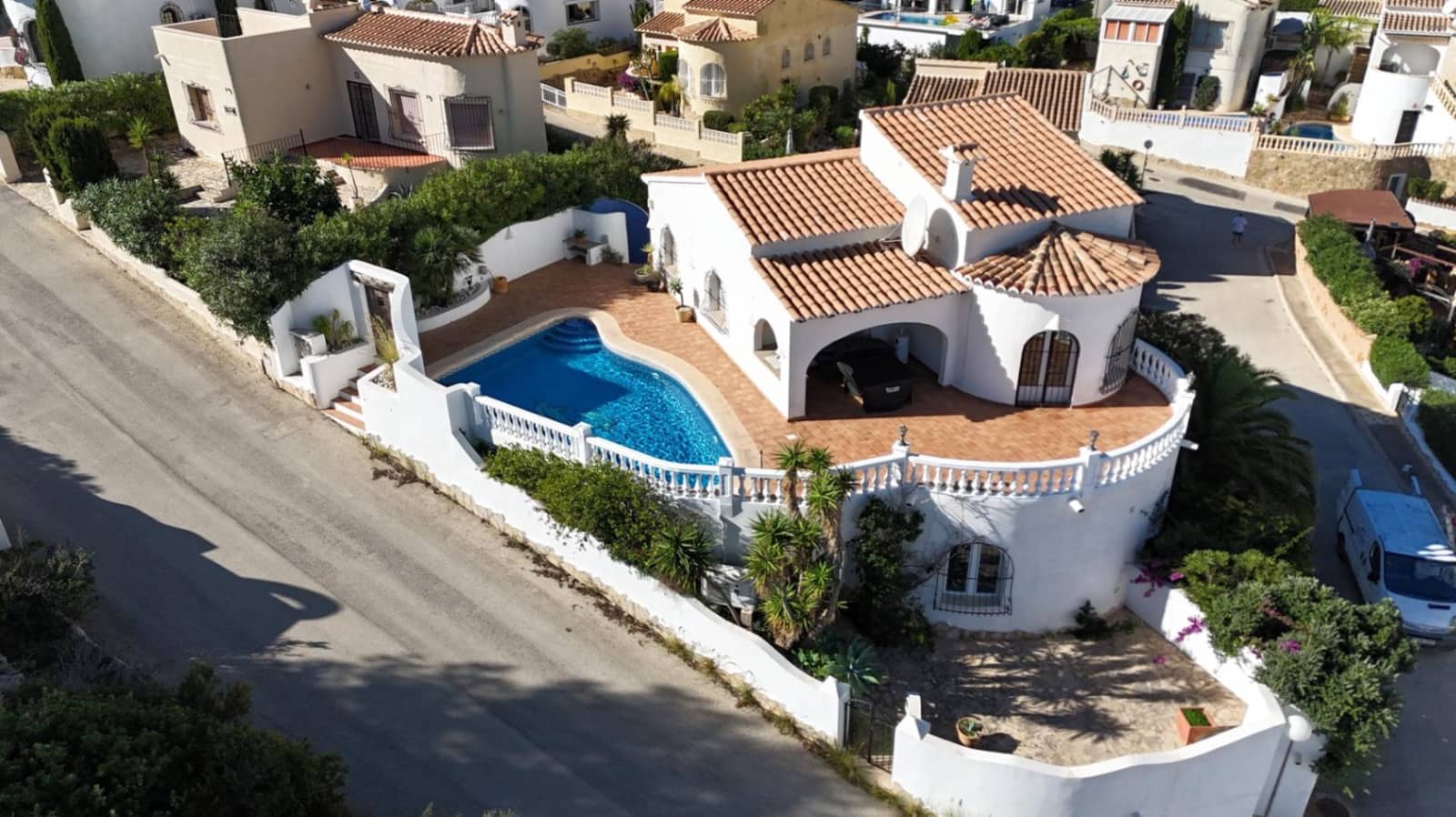 Chalet de 5 habitaciones en Benitachell / Benitatxell en venta con piscina garaje - 550.000 € (Ref: 9406947)