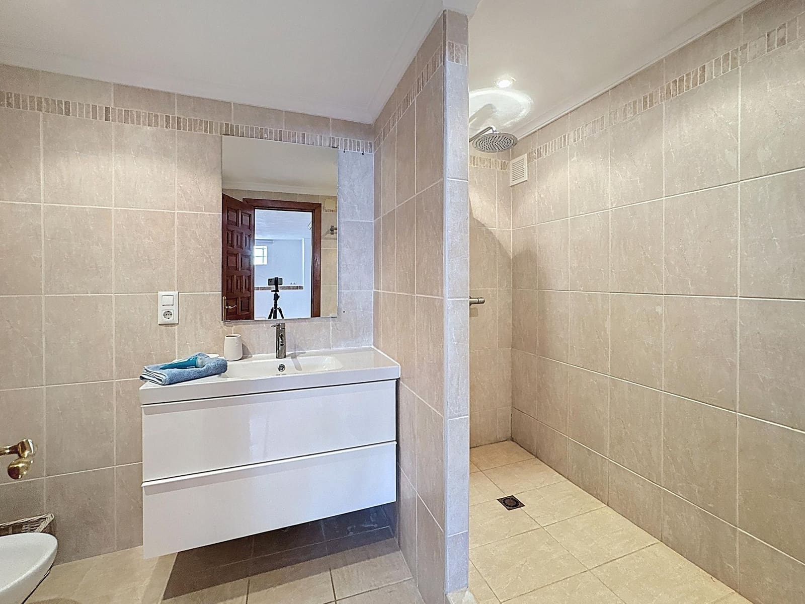 Chalet de 5 habitaciones en Benitachell / Benitatxell en venta con piscina garaje - 550.000 € (Ref: 9406947)