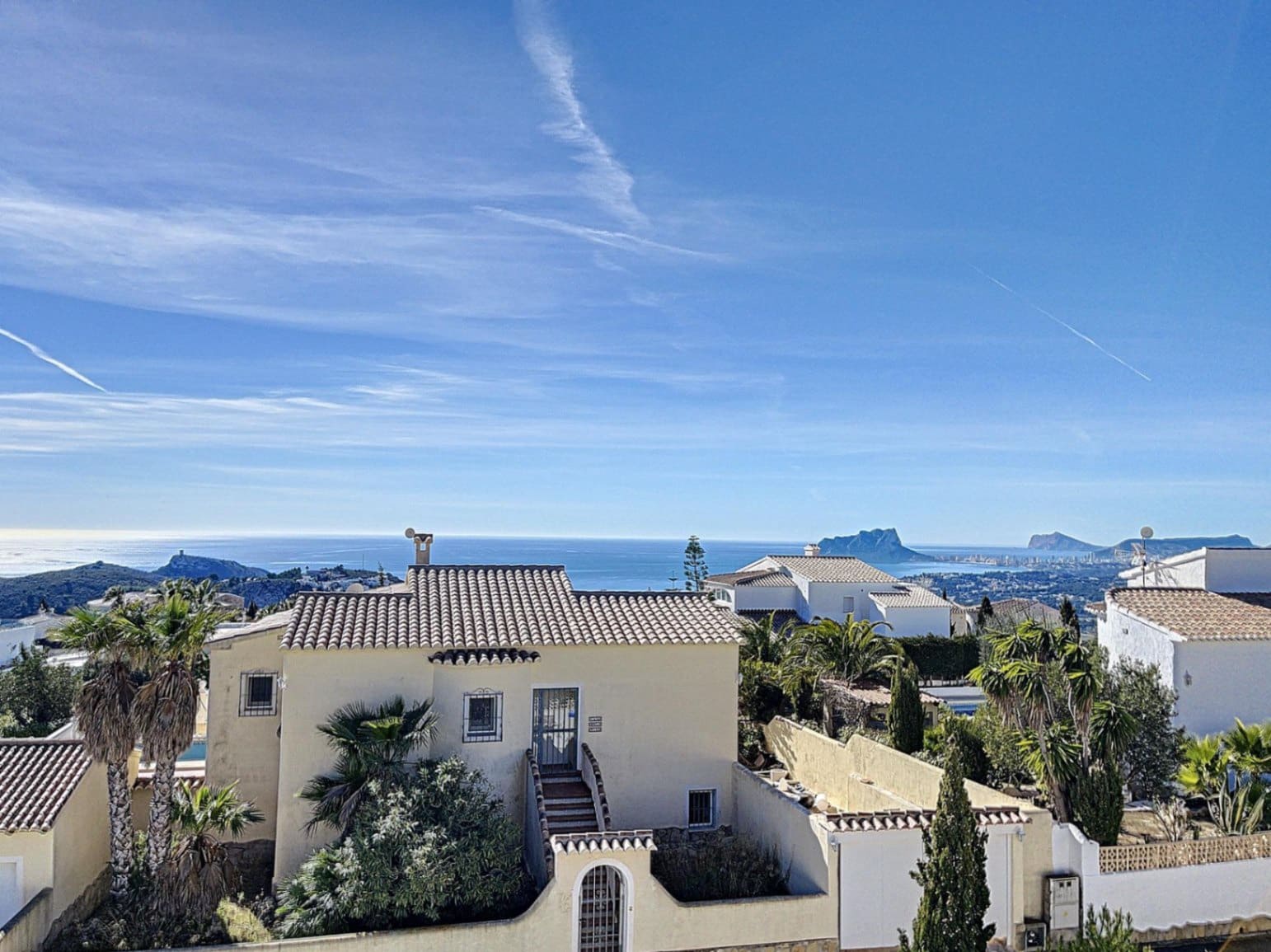 Chalet de 3 habitaciones en Benitachell / Benitatxell en venta con piscina garaje - 695.000 € (Ref: 9423961)