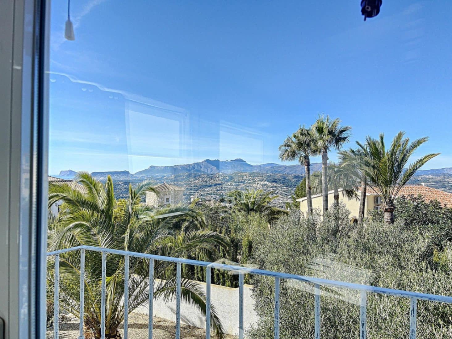 Chalet de 3 habitaciones en Benitachell / Benitatxell en venta con piscina garaje - 695.000 € (Ref: 9423961)