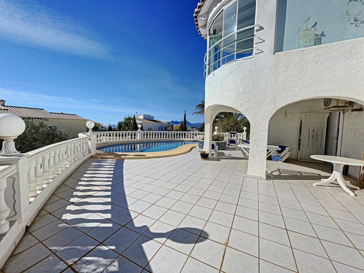 Chalet de 3 habitaciones en Benitachell / Benitatxell en venta con piscina garaje - 695.000 € (Ref: 9423961)