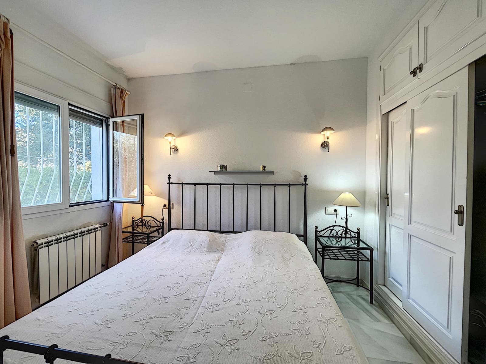 Chalet de 3 habitaciones en Benitachell / Benitatxell en venta con piscina garaje - 695.000 € (Ref: 9423961)