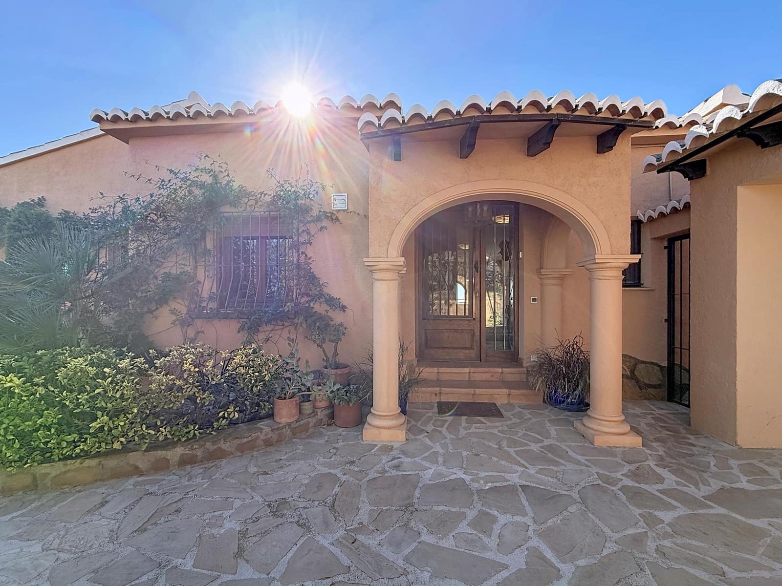 4 Zimmer Villa zu verkaufen in Benitachell / Benitatxell mit Pool Garage - 2.350.000 € (Ref: 9425334)