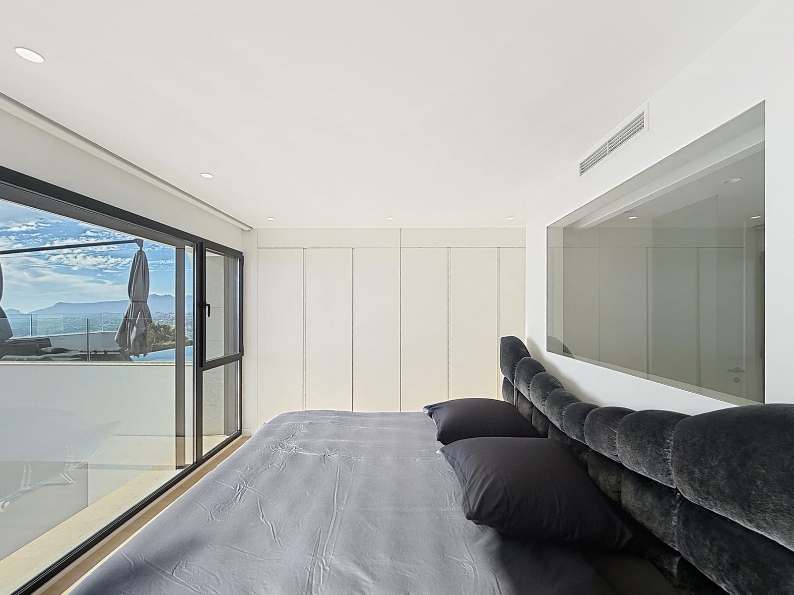 5 slaapkamer Villa te koop in Benitachell / Benitatxell met zwembad garage - € 2.350.000 (Ref: 9427905)