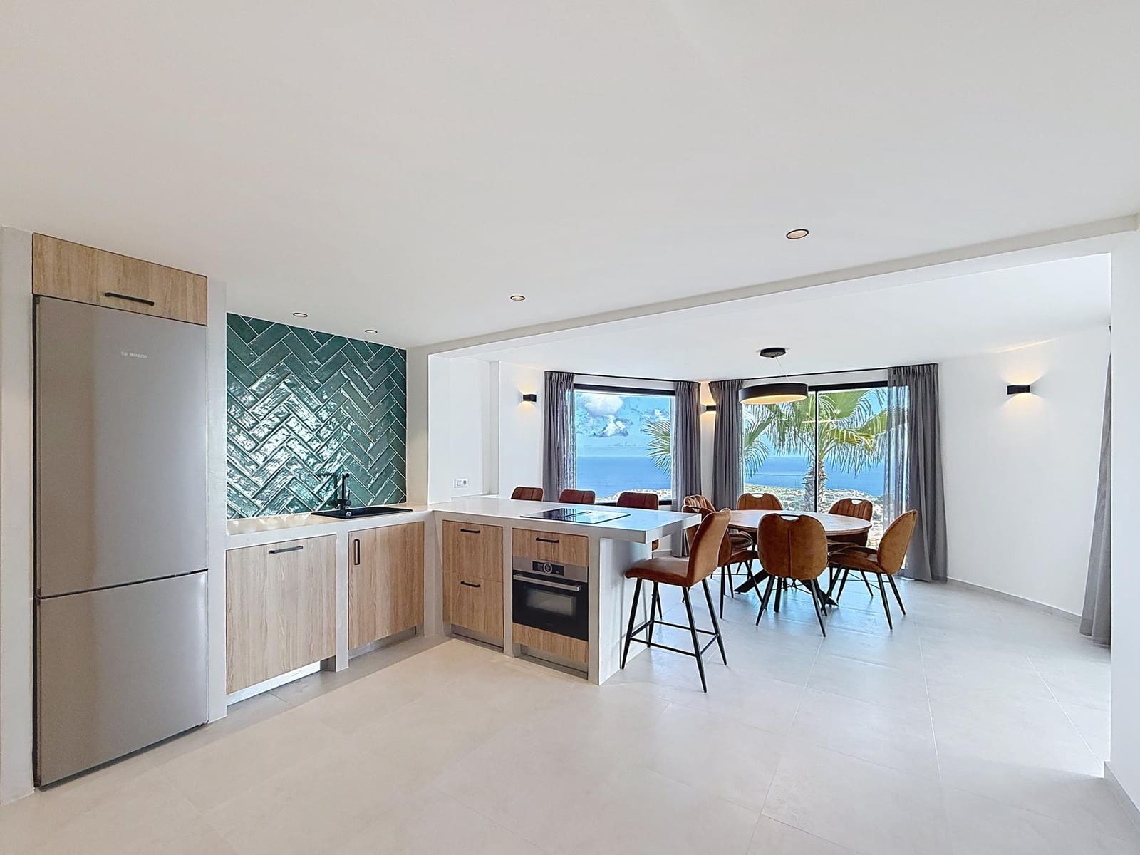 5 sypialnia Willa na sprzedaż w Benitachell / Benitatxell z basenem garażem - 1 700 000 € (Ref: 9462881)