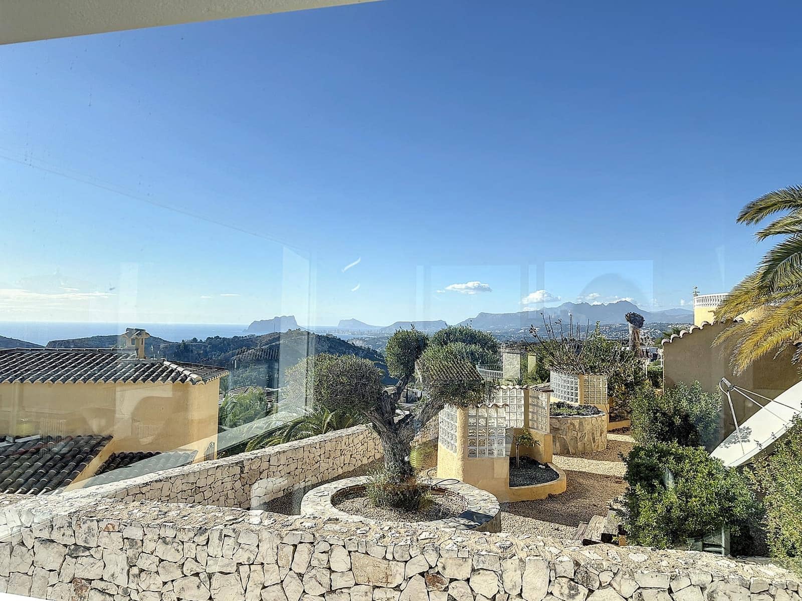 5 bedroom Villa for sale in Benitachell / Benitatxell with pool garage - € 1,375,000 (Ref: 9523670)