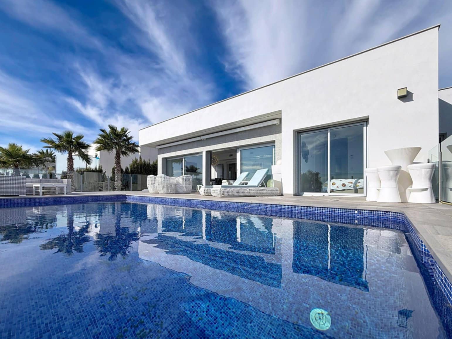 3 soveværelse Villa til salg i Benitachell / Benitatxell med swimmingpool garage - € 1.080.000 (Ref: 9542721)