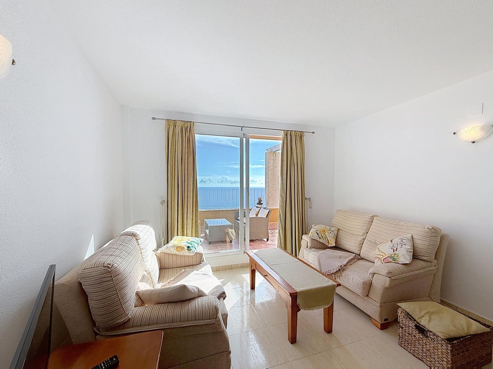 2 soverom Leilighet til salgs i Benitachell / Benitatxell med svømmebasseng garasje - € 275 000 (Ref: 9564025)