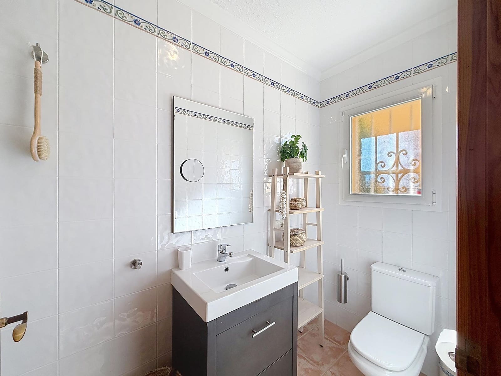 2 bedroom Apartment for sale in Benitachell / Benitatxell with pool garage - € 249,000 (Ref: 9614272)