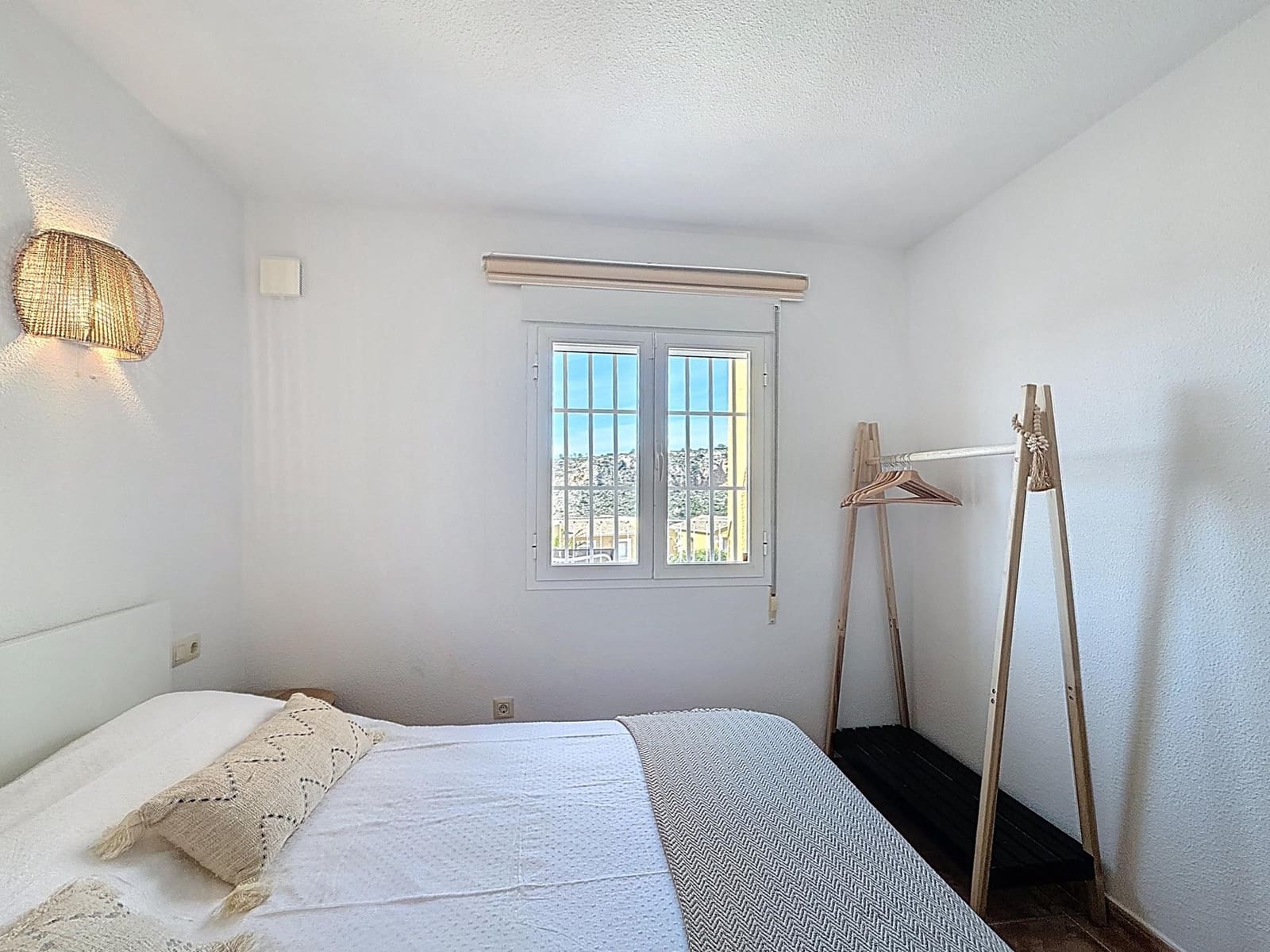 2 bedroom Apartment for sale in Benitachell / Benitatxell with pool garage - € 249,000 (Ref: 9614272)