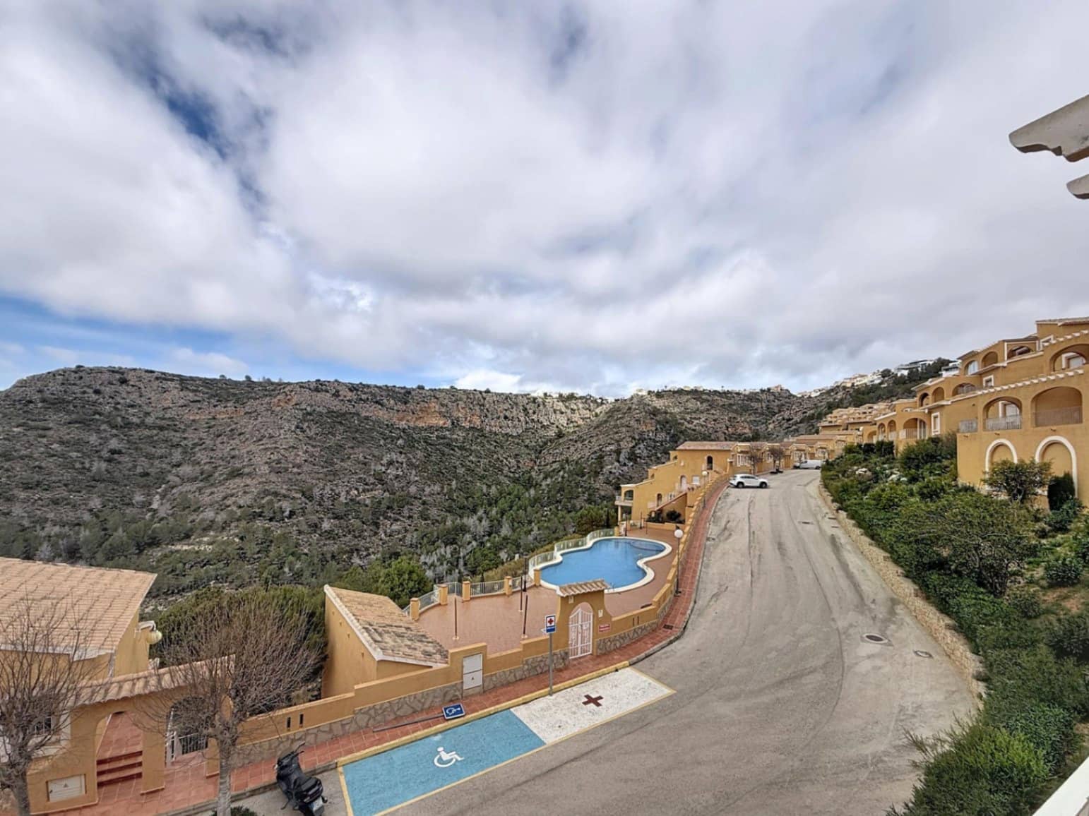 2 bedroom Apartment for sale in Benitachell / Benitatxell with pool garage - € 175,000 (Ref: 9685762)