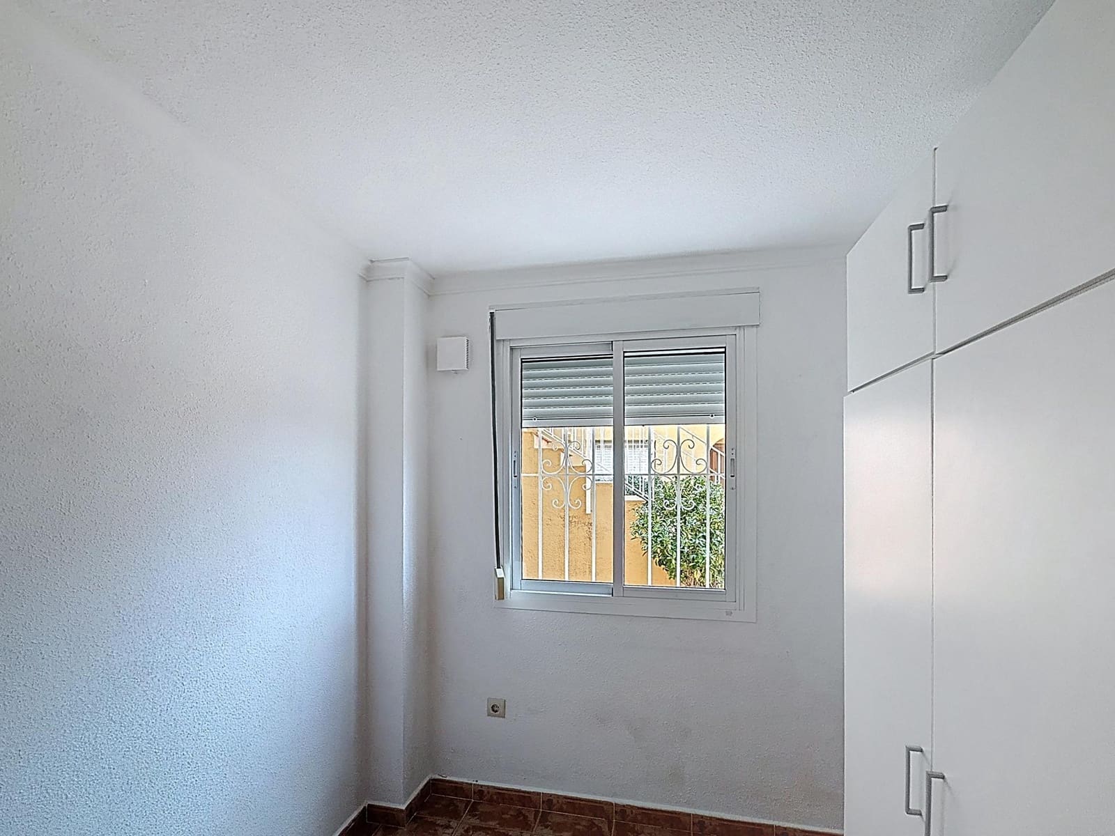 2 bedroom Apartment for sale in Benitachell / Benitatxell with pool garage - € 175,000 (Ref: 9685762)