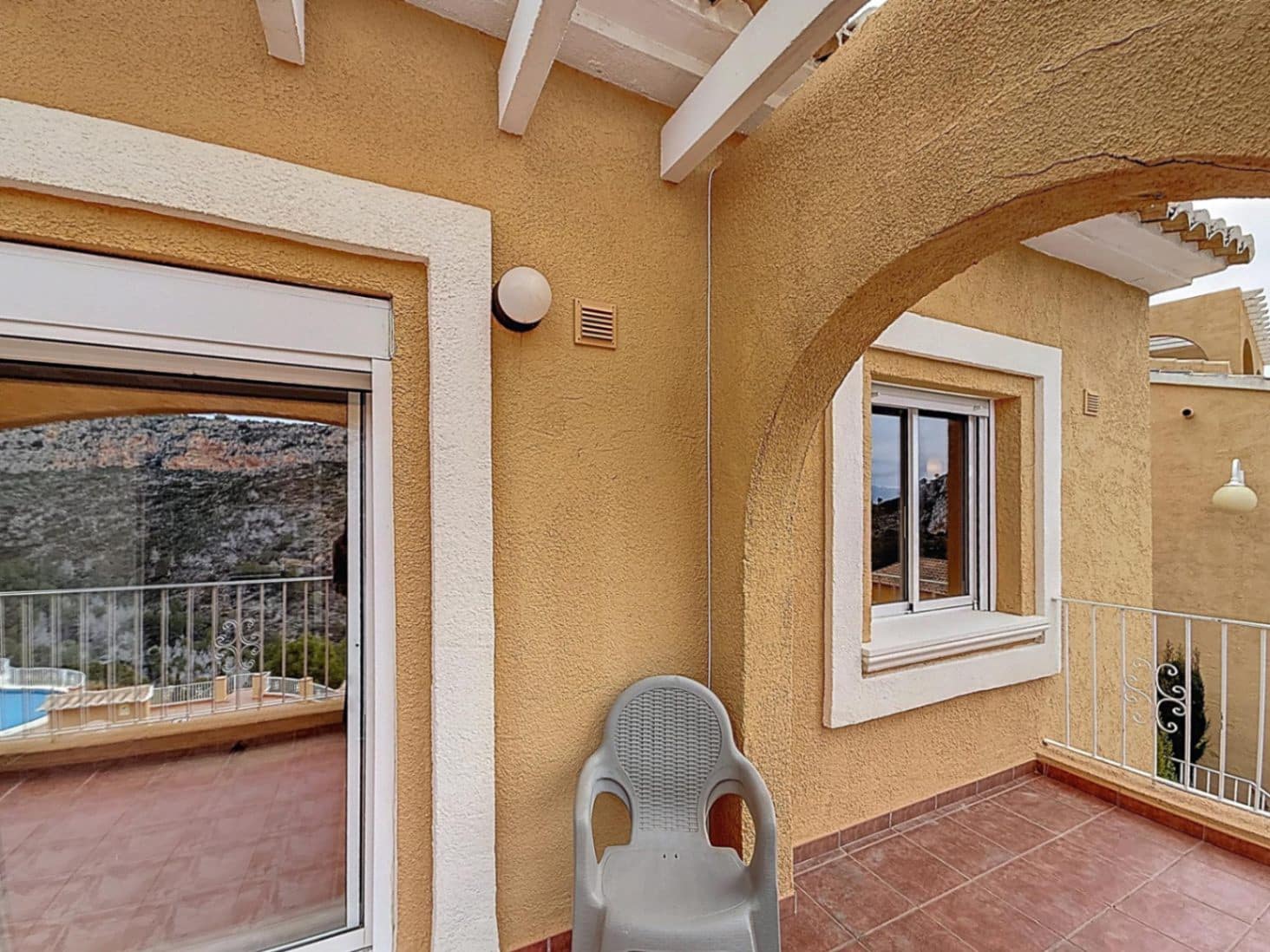 2 bedroom Apartment for sale in Benitachell / Benitatxell with pool garage - € 175,000 (Ref: 9685762)