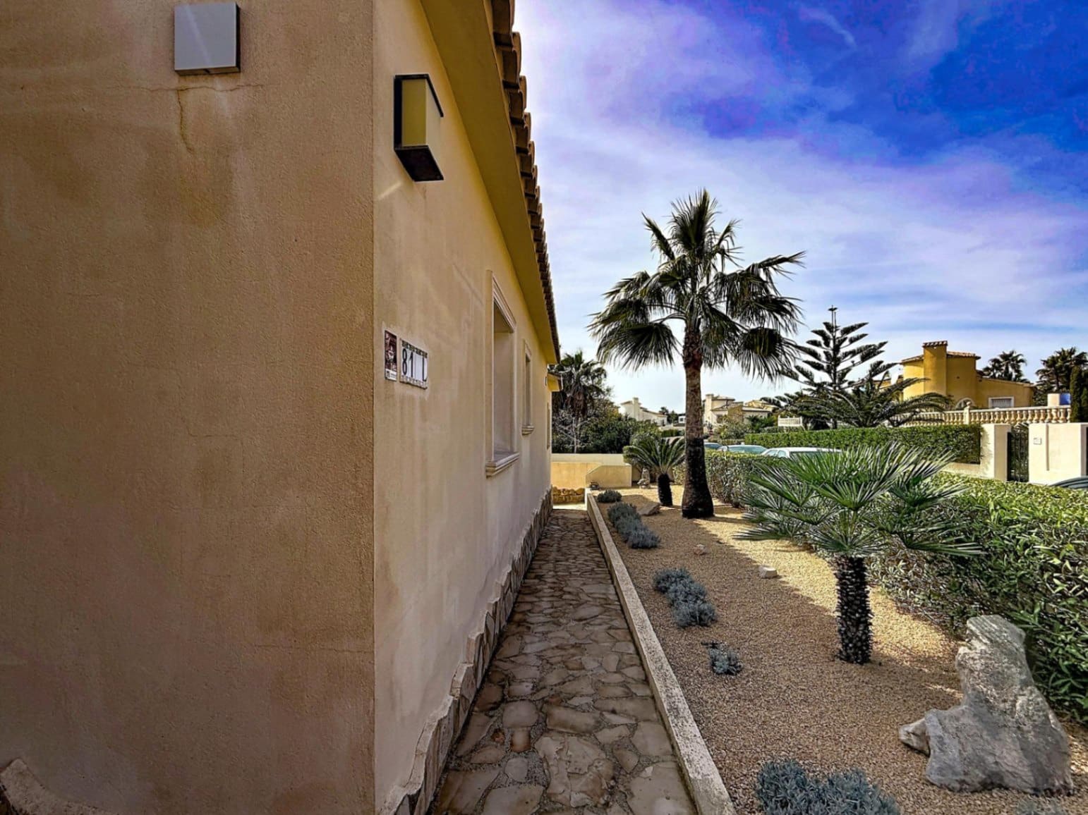 4 sypialnia Willa na sprzedaż w Benitachell / Benitatxell z basenem garażem - 995 000 € (Ref: 9696781)