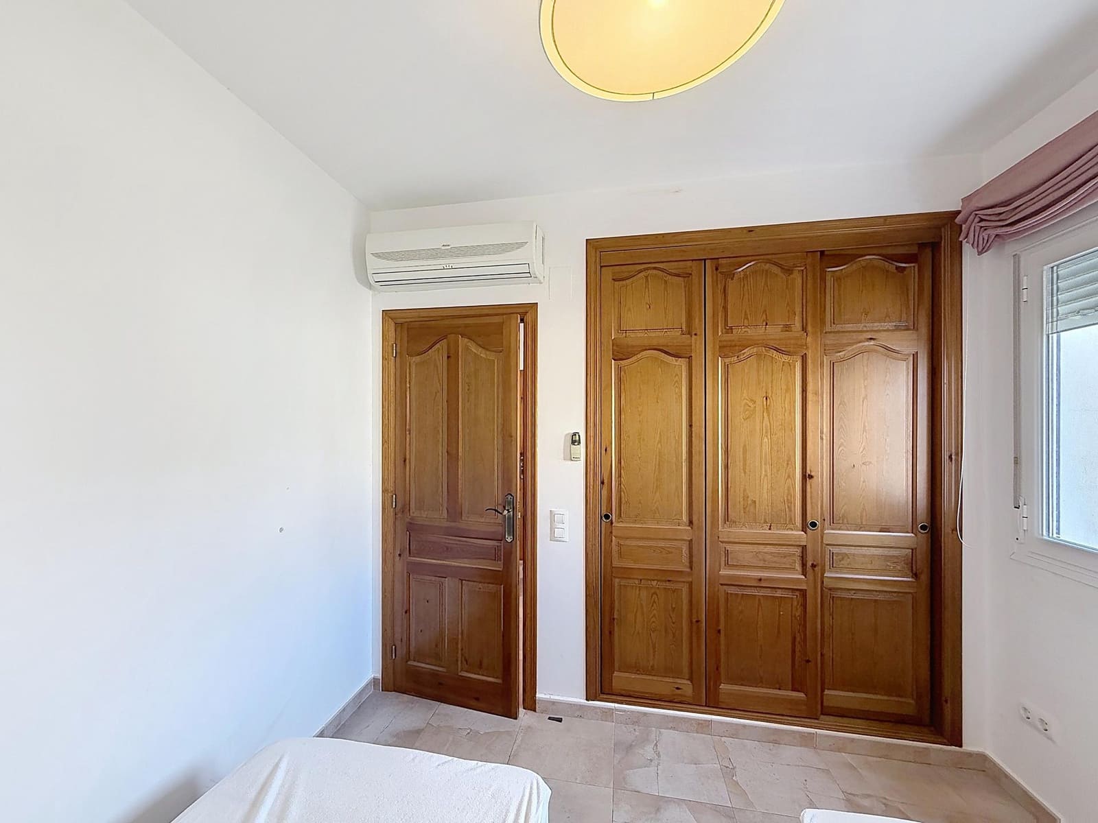 4 sypialnia Willa na sprzedaż w Benitachell / Benitatxell z basenem garażem - 995 000 € (Ref: 9696781)