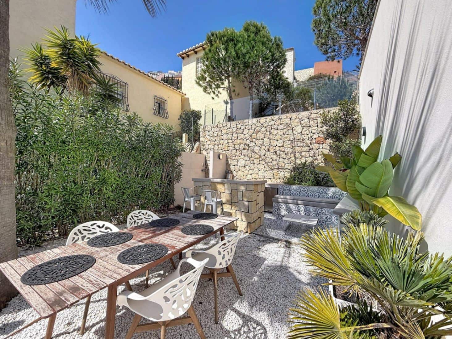 4 bedroom Villa for sale in Benitachell / Benitatxell with pool - € 2,450,000 (Ref: 9744222)