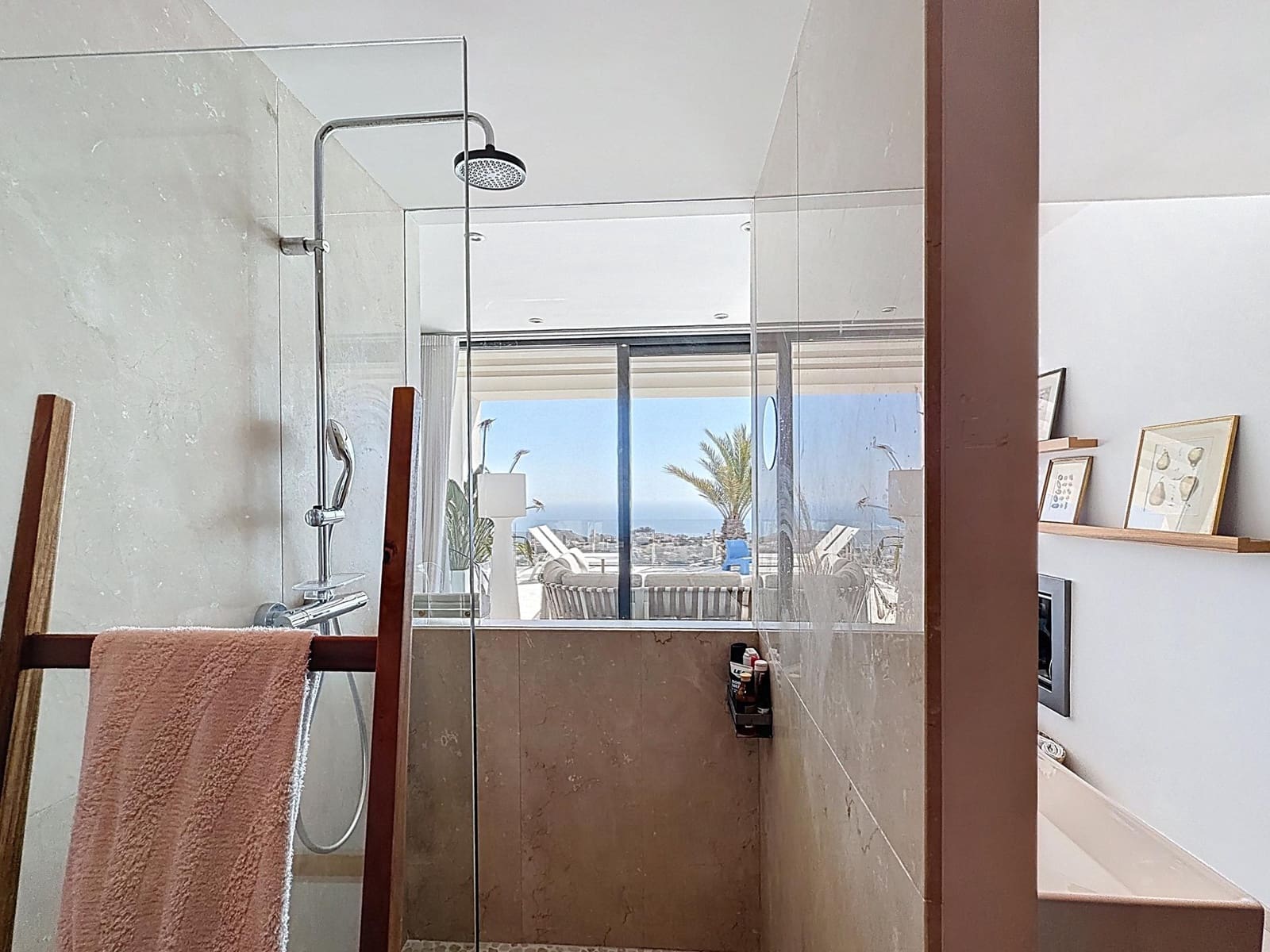 4 bedroom Villa for sale in Benitachell / Benitatxell with pool - € 2,450,000 (Ref: 9744222)