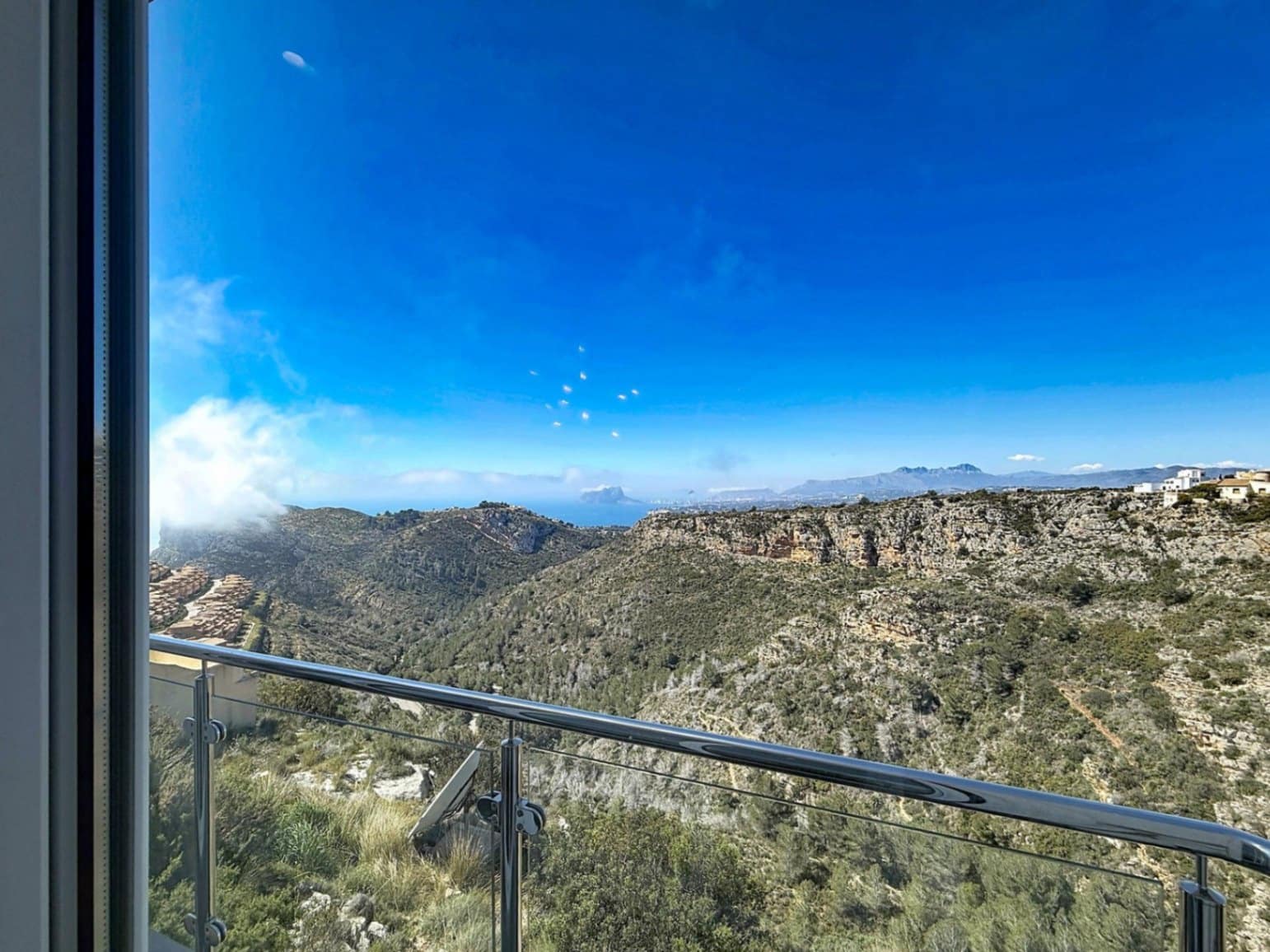 4 bedroom Villa for sale in Benitachell / Benitatxell with garage - € 1,550,000 (Ref: 9788726)