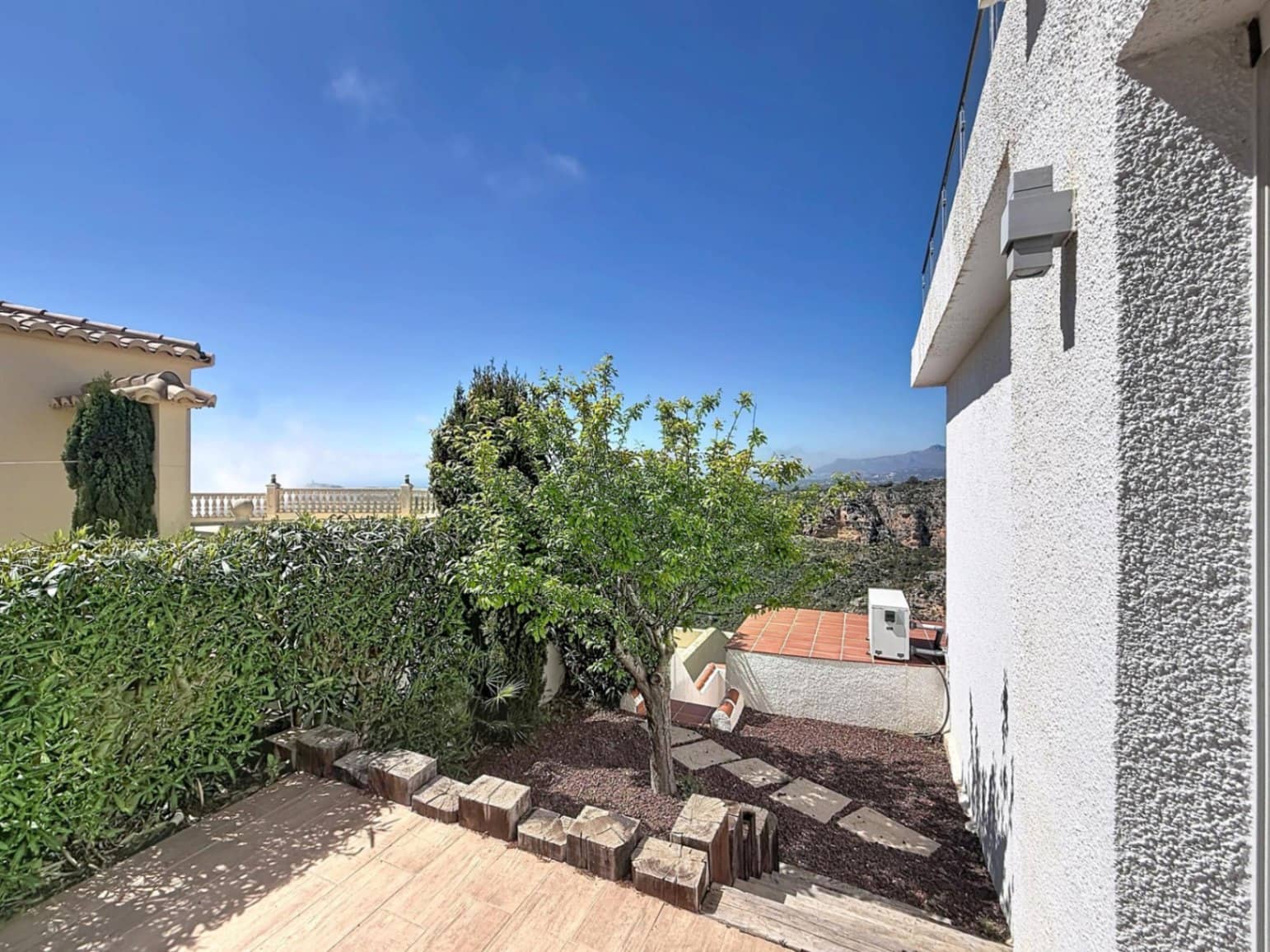 4 bedroom Villa for sale in Benitachell / Benitatxell with garage - € 1,550,000 (Ref: 9788726)