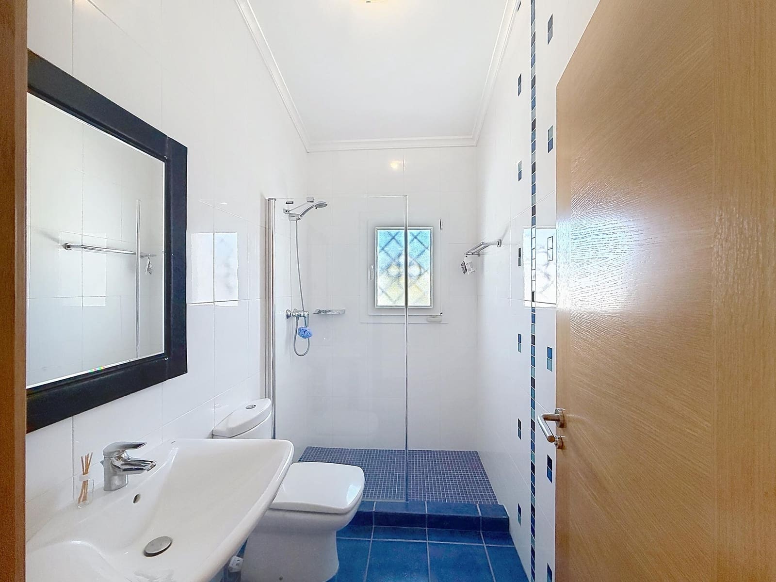 4 bedroom Villa for sale in Benitachell / Benitatxell with garage - € 1,550,000 (Ref: 9788726)