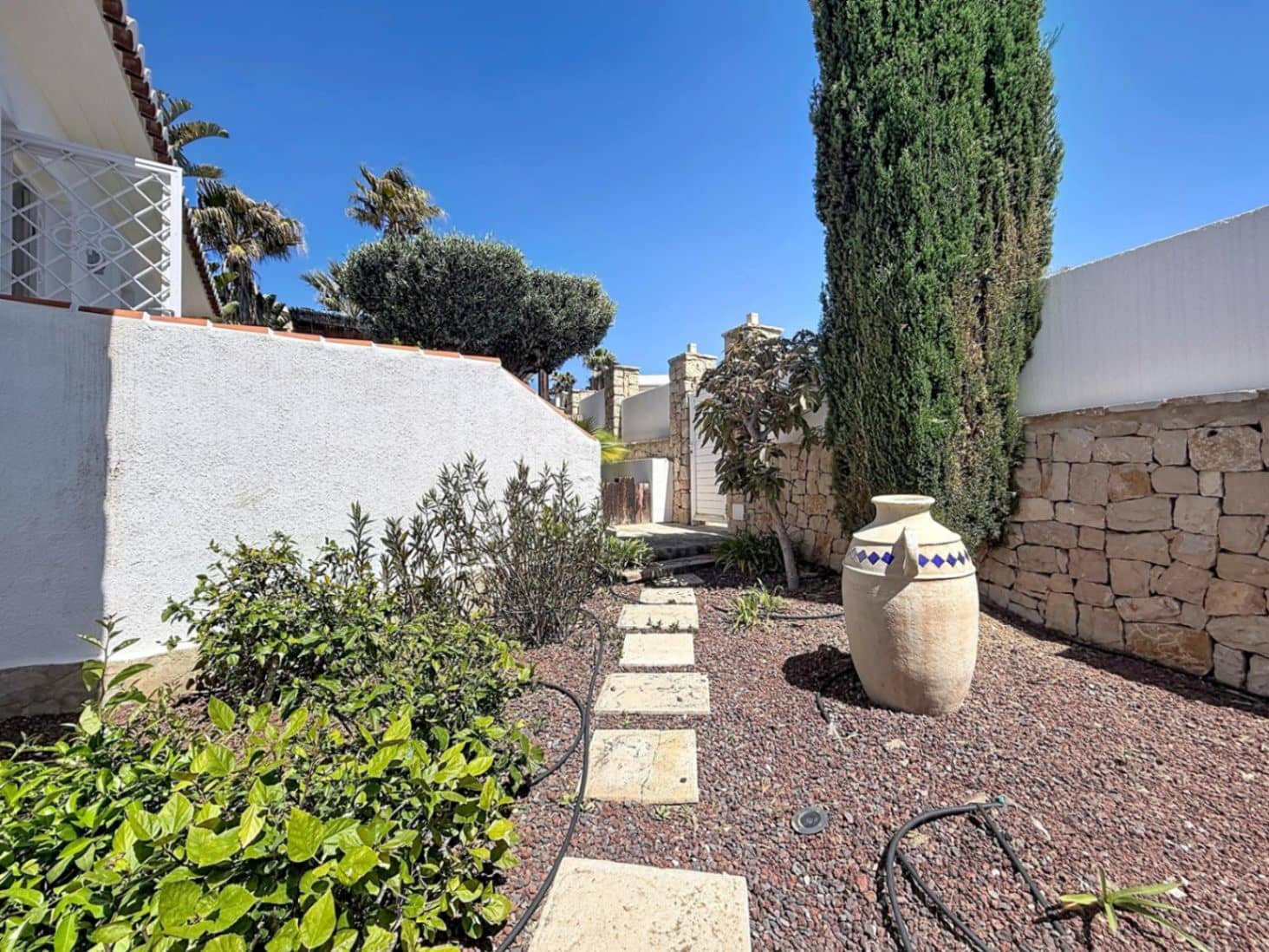 4 bedroom Villa for sale in Benitachell / Benitatxell with garage - € 1,550,000 (Ref: 9788726)