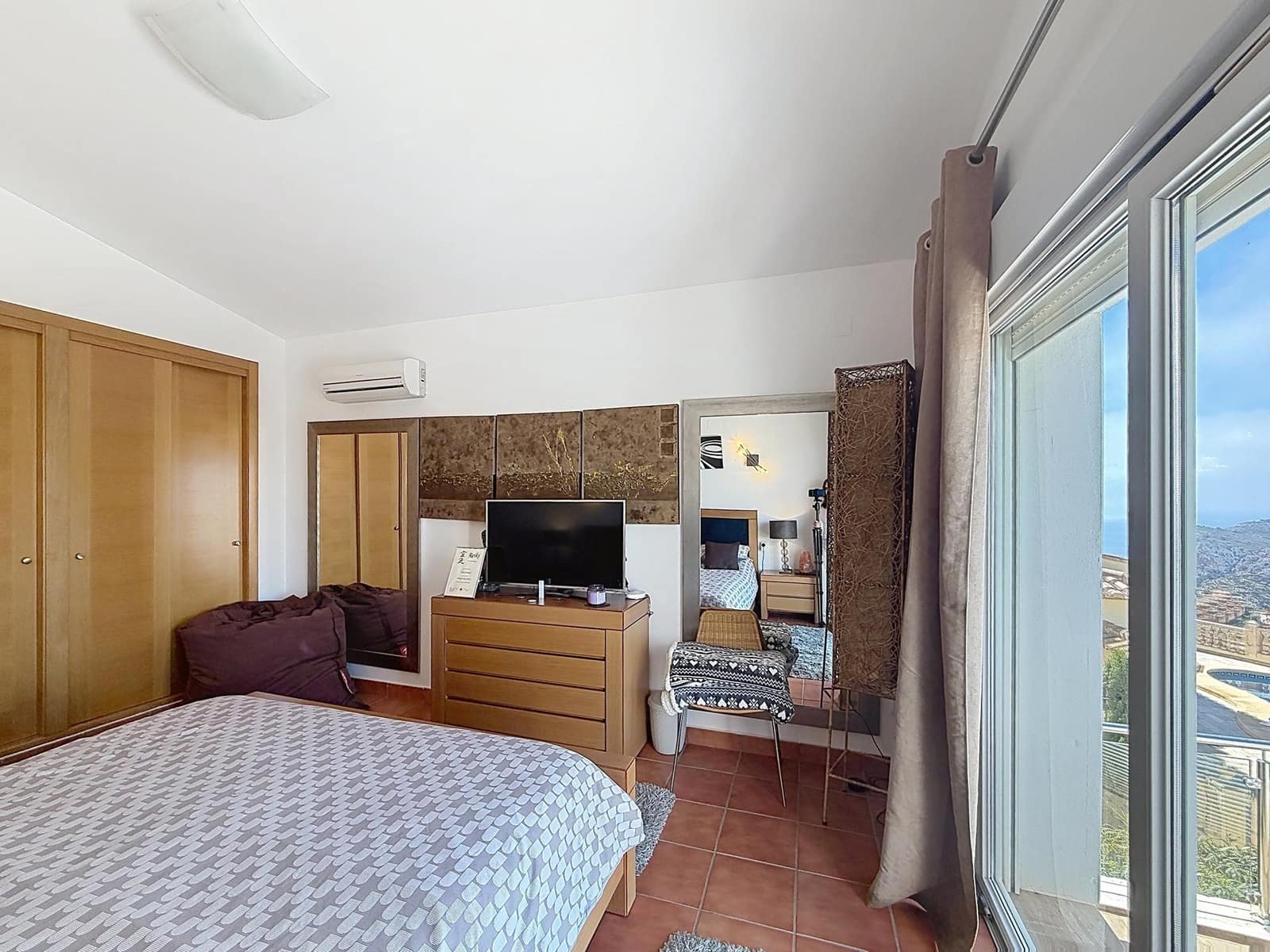 4 bedroom Villa for sale in Benitachell / Benitatxell with garage - € 1,550,000 (Ref: 9788726)