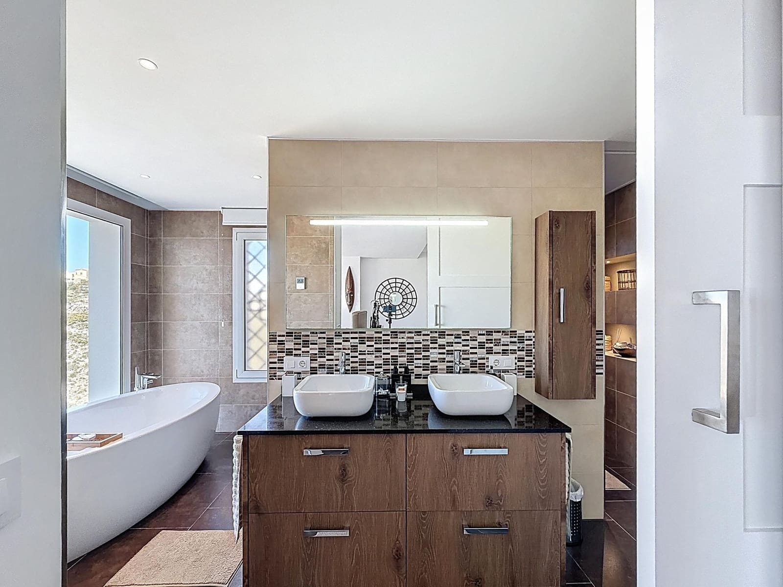 4 bedroom Villa for sale in Benitachell / Benitatxell with garage - € 1,550,000 (Ref: 9788726)