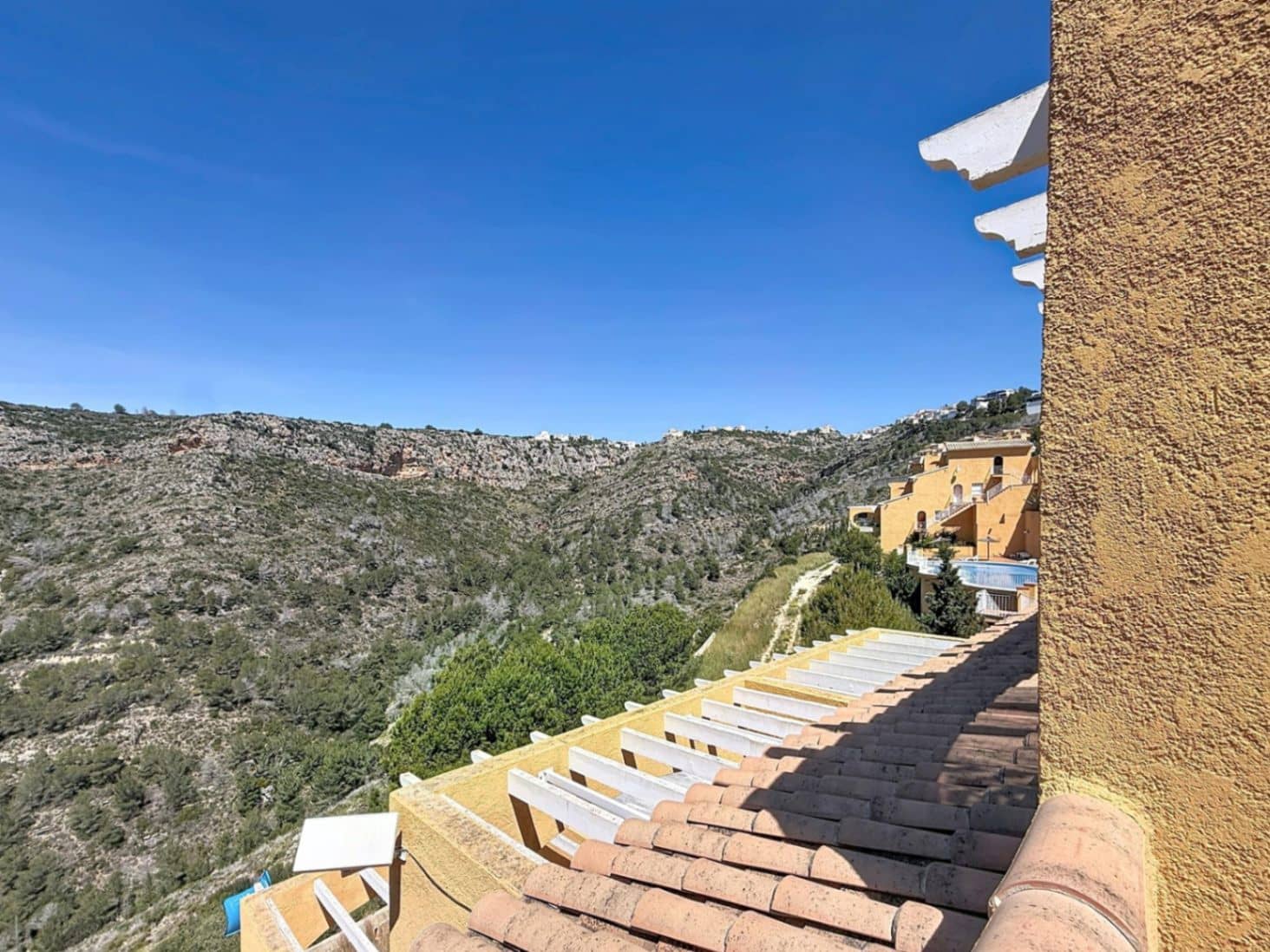 2 sypialnia Apartament na sprzedaż w Cumbre del Sol z basenem garażem - 220 000 € (Ref: 9813572)