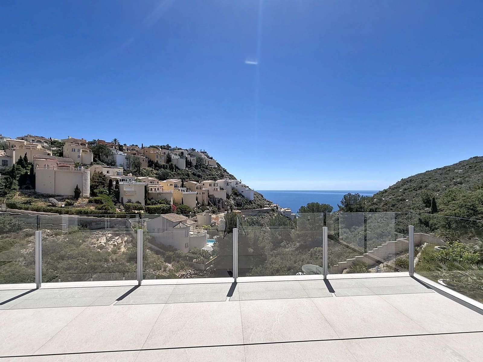 4 quarto Moradia para venda em Benitachell / Benitatxell com piscina garagem - 1 499 000 € (Ref: 9841777)