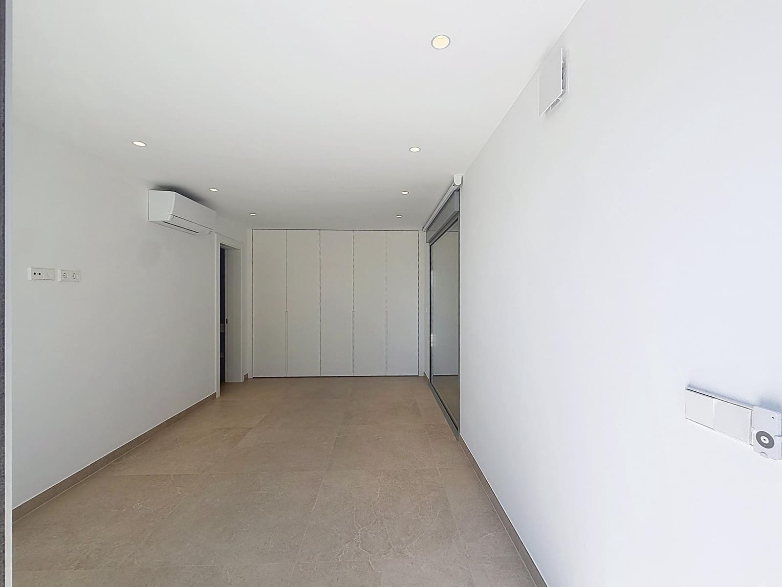 4 quarto Moradia para venda em Benitachell / Benitatxell com piscina garagem - 1 499 000 € (Ref: 9841777)