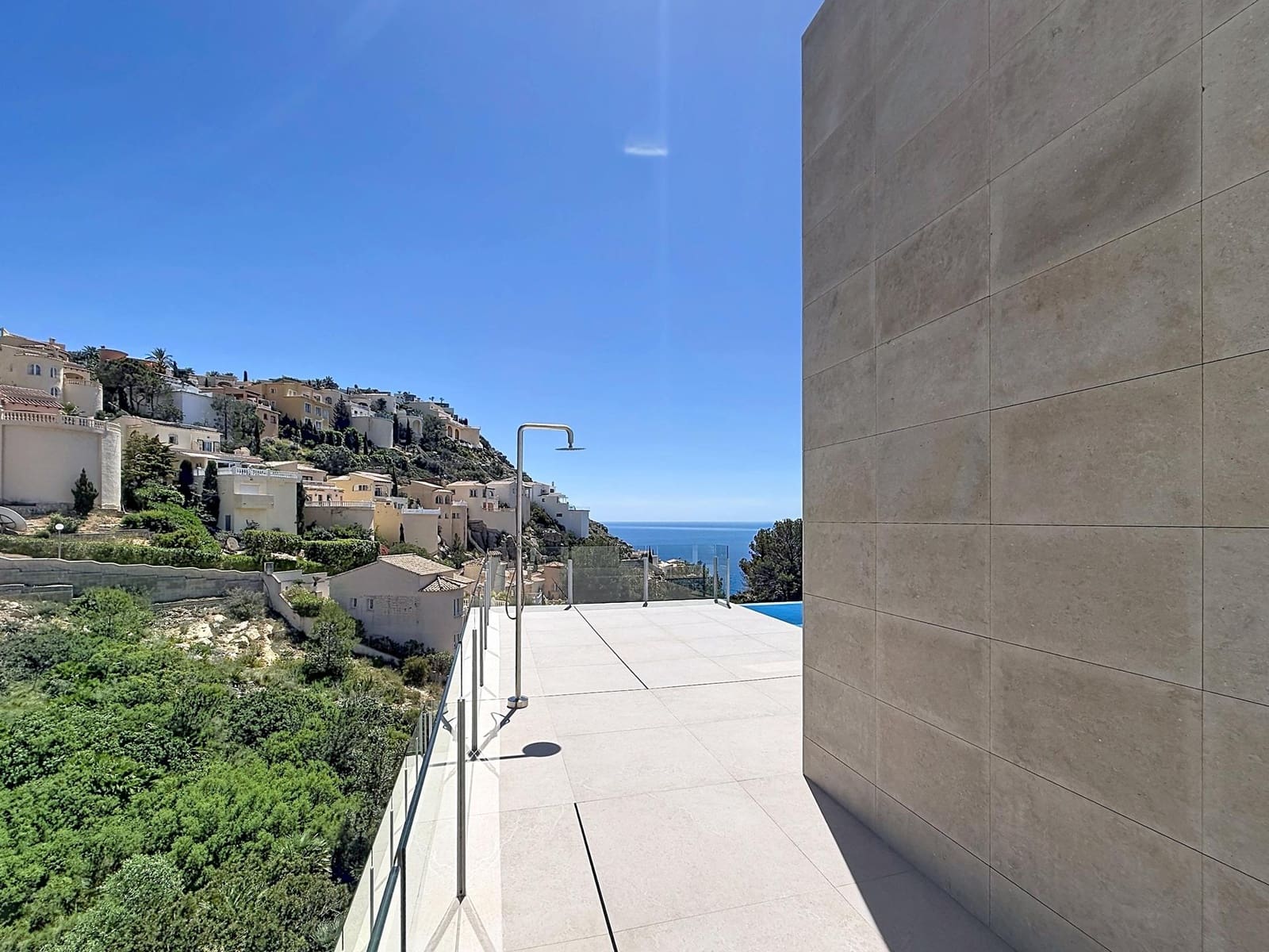 4 quarto Moradia para venda em Benitachell / Benitatxell com piscina garagem - 1 499 000 € (Ref: 9841777)