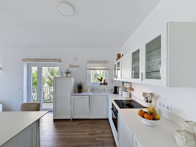 Chalet de 2 habitaciones en Cumbre del Sol, Benitachell / Benitatxell en venta con garaje - 435.000 € (Ref: 9875268)