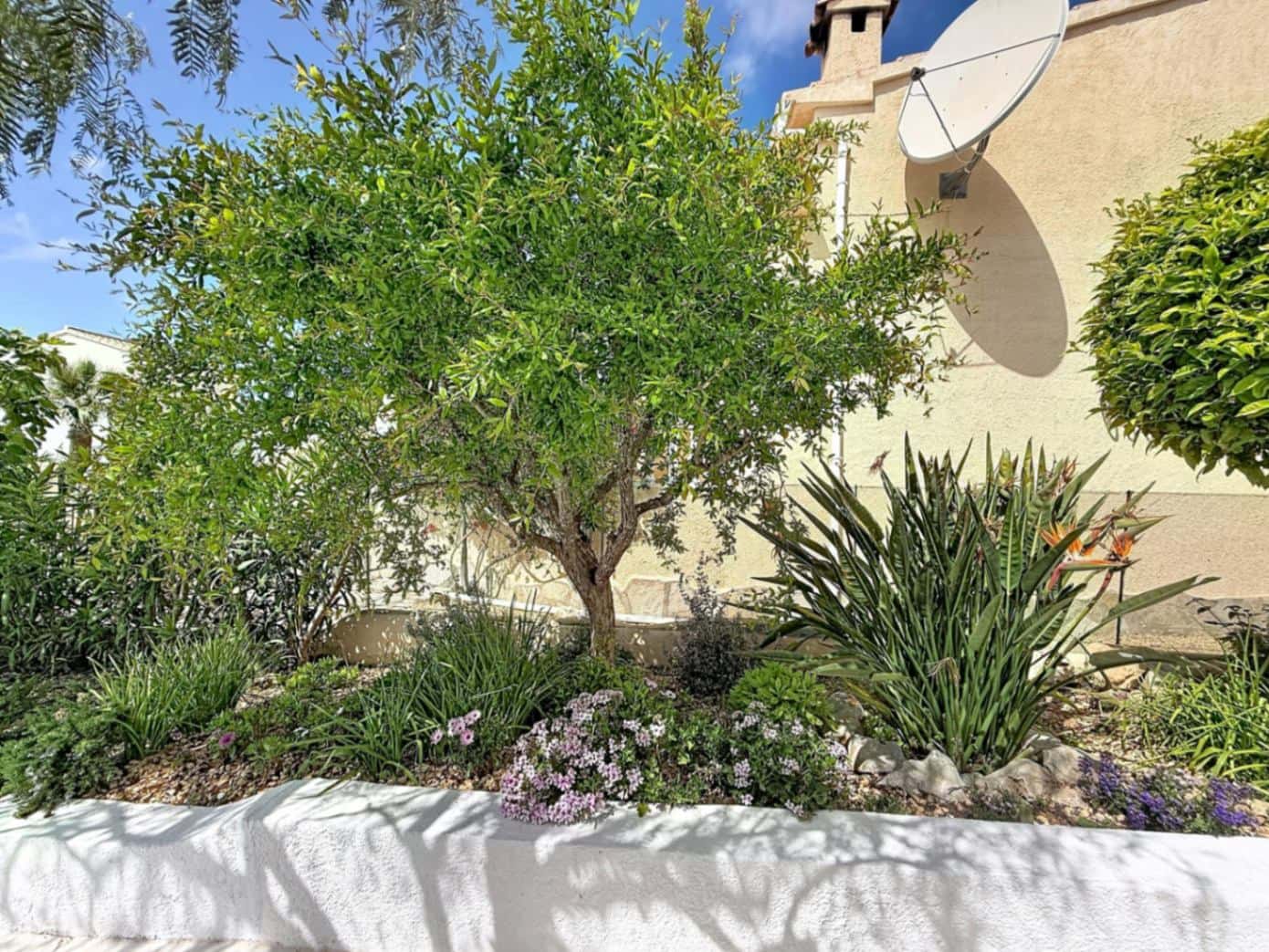 2 Zimmer Villa zu verkaufen in Cumbre del Sol mit Garage - 435.000 € (Ref: 9875268)
