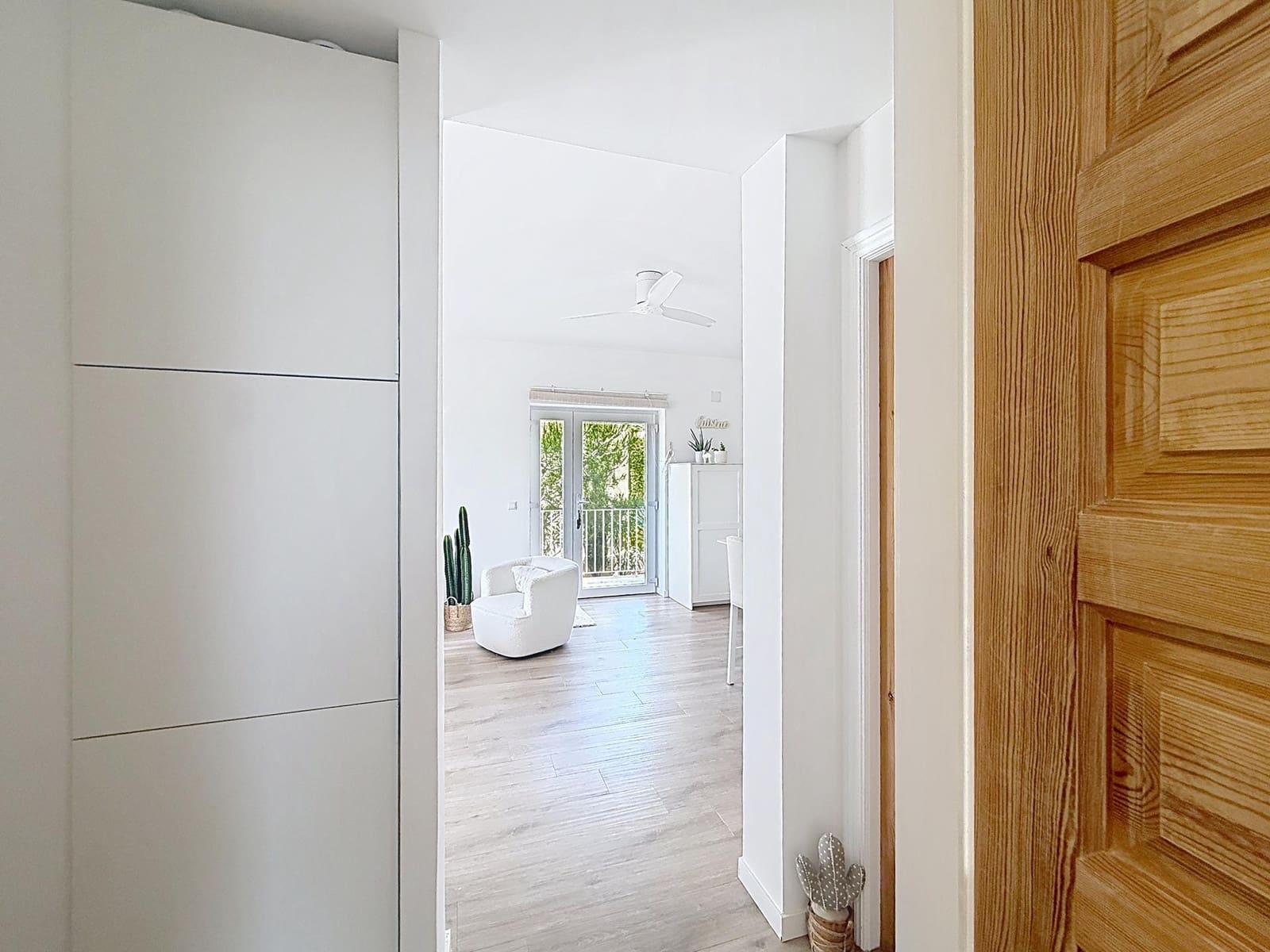 2 Zimmer Villa zu verkaufen in Cumbre del Sol mit Garage - 435.000 € (Ref: 9875268)