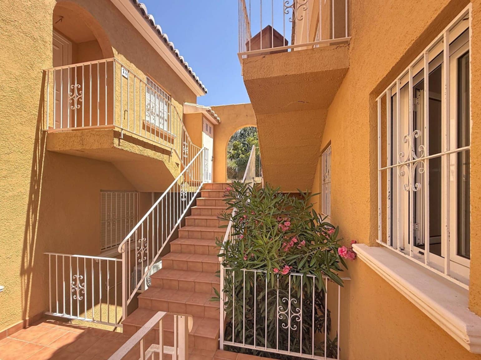 3 quarto Apartamento para venda em Cumbre del Sol com piscina garagem - 320 000 € (Ref: 9908271)