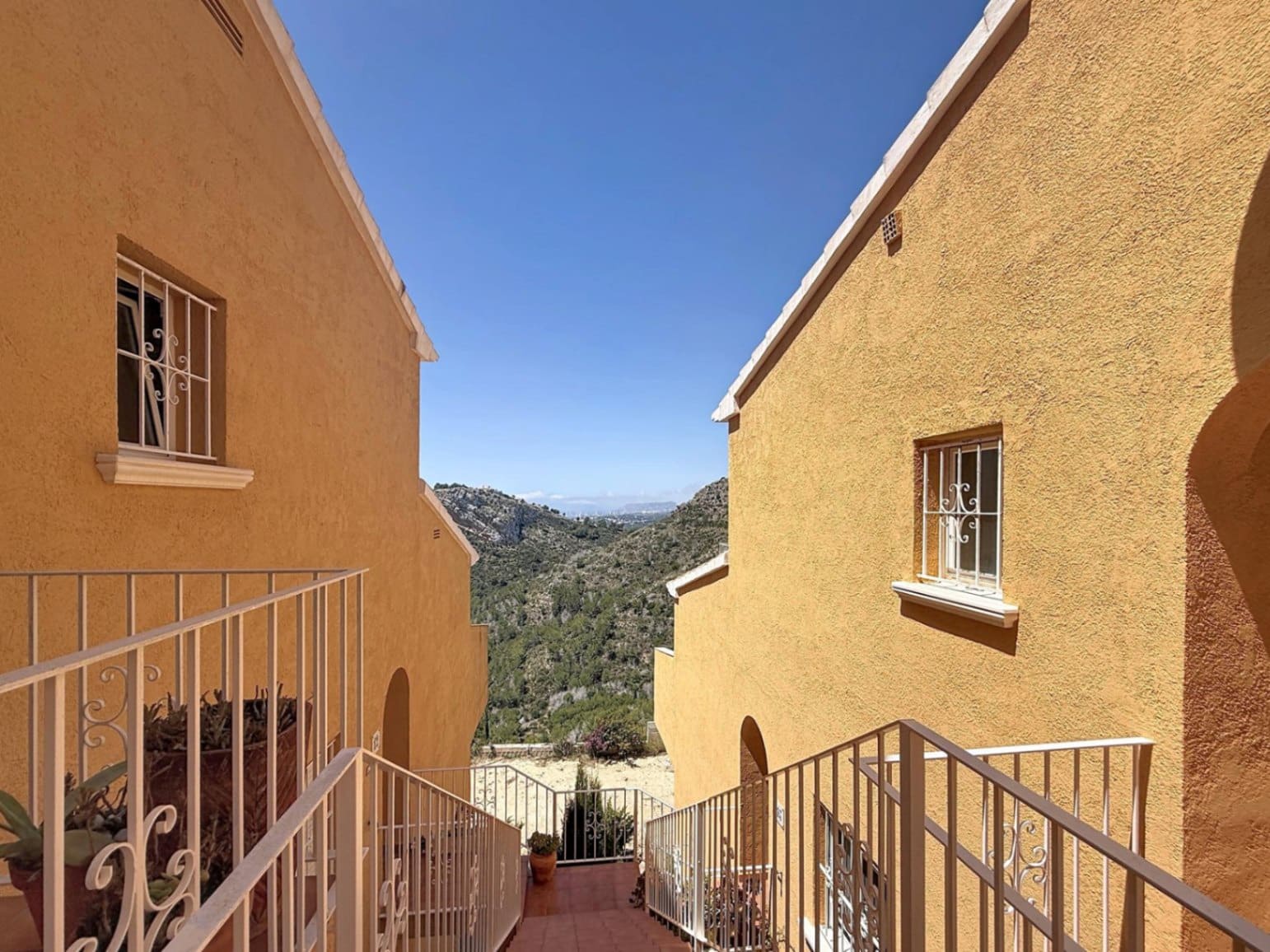 3 quarto Apartamento para venda em Cumbre del Sol com piscina garagem - 320 000 € (Ref: 9908271)