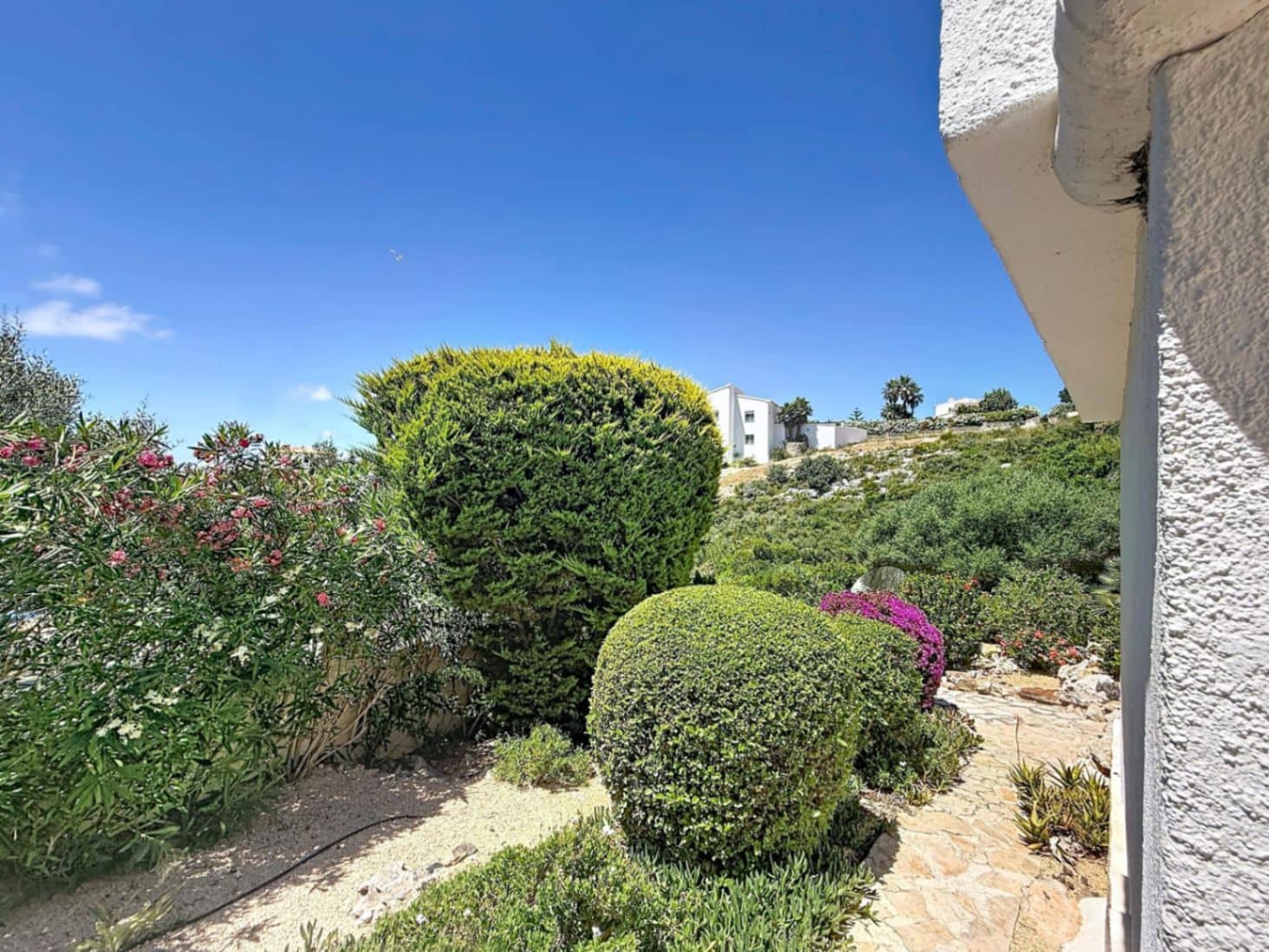 Chalet de 4 habitaciones en Cumbre del Sol en venta con garaje - 785.000 € (Ref: 9916338)
