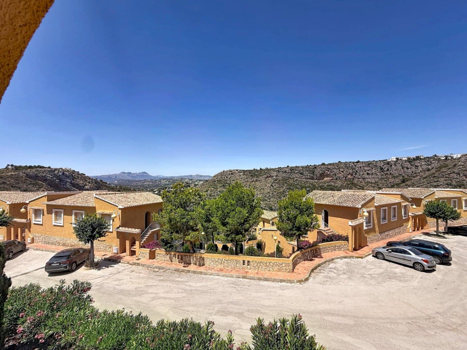 2 bedroom Apartment for sale in Cumbre del Sol with pool garage - € 235,000 (Ref: 9956370)