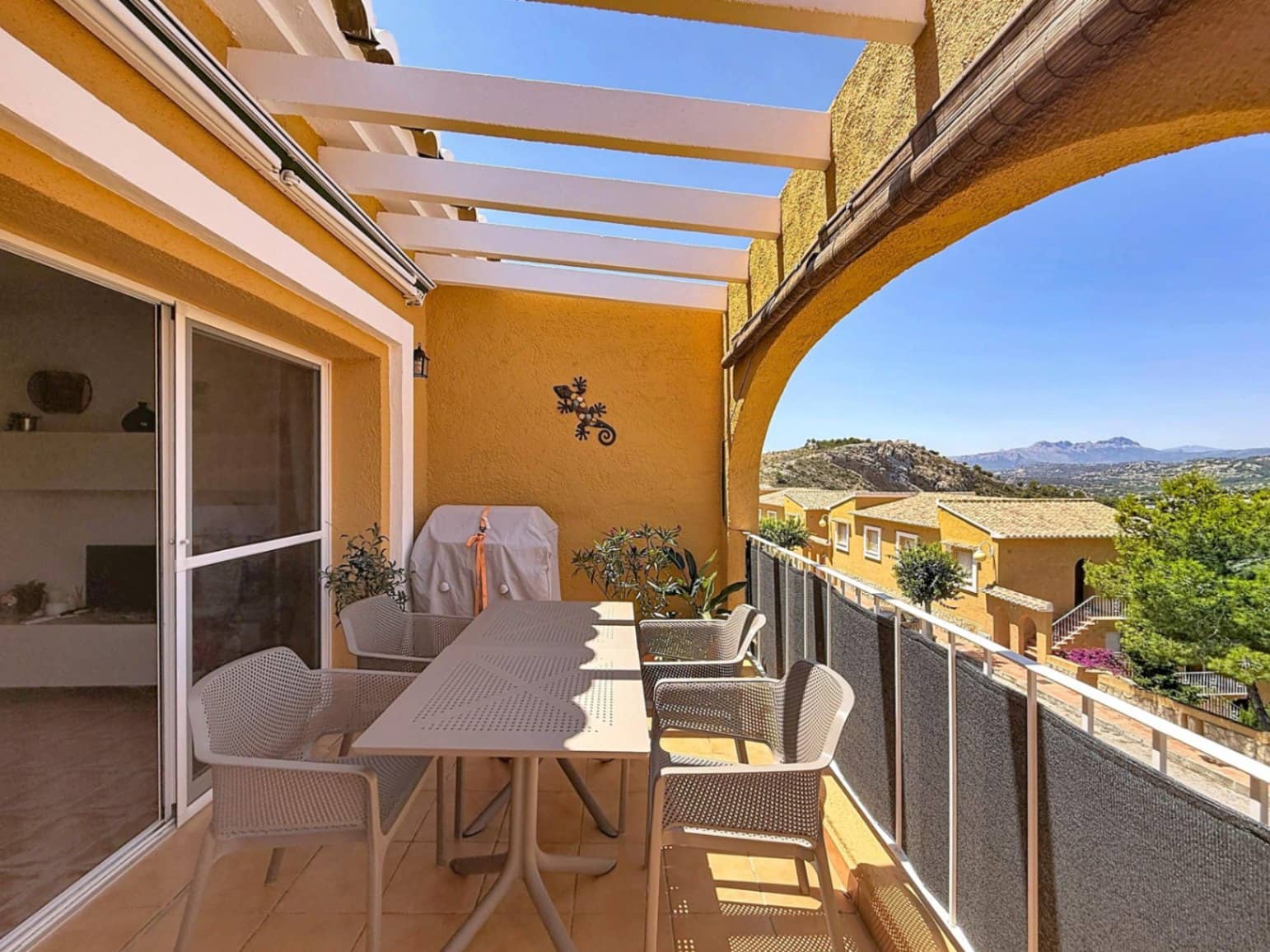 2 bedroom Apartment for sale in Cumbre del Sol with pool garage - € 235,000 (Ref: 9956370)