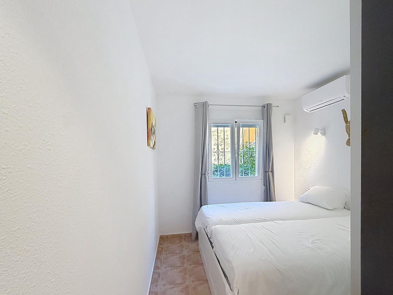 2 bedroom Apartment for sale in Cumbre del Sol with pool garage - € 235,000 (Ref: 9956370)